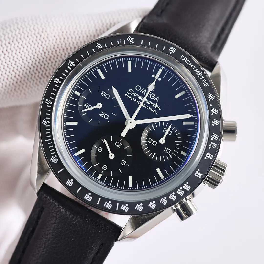 Brand new OMEGA Moon Landing Speedmaster 310.30.42.50.01.002 [Professional Moon Watch] The core of the Speedmaster story is that Neil Armstrong took him to the moon (the watch was left in the space capsule). The OB2 case material is imported 316 stainless steel, made of Lasha, delicate angles, three-dimensional and obvious, with a ceramic bezel. The luminous dial is made of luminous materials imported from Switzerland after repeated printing processes. It is paired with a sapphire crystal mirror on the lid. The case size is 42 mm and can be paired with a stainless steel strap or a "NATO" NATO military strap. The movement uses a classic manual winding chronograph movement (3861). Only after playing with a manual chronograph movement is it complete! Don't know if you don't try