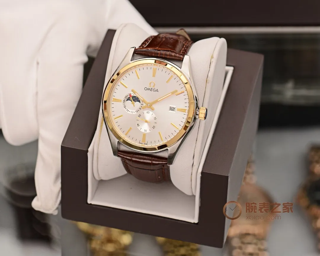 [Foreign trade import]💰1240 Omega🔥Multi-functional luxury product🔥Exclusive first release🔥 [Type]: Fine men's watch [Strap]: Genuine leather strap [Movement]: High-end fully automatic mechanical movement [Mirror]: Mineral-strengthened glass (higher definition) Elegant taste Vast and majestic Ingenuity A treasure for the wrist Size: 41mm in diameter and 12mm thick Hot on the market! Welcome to reprint!