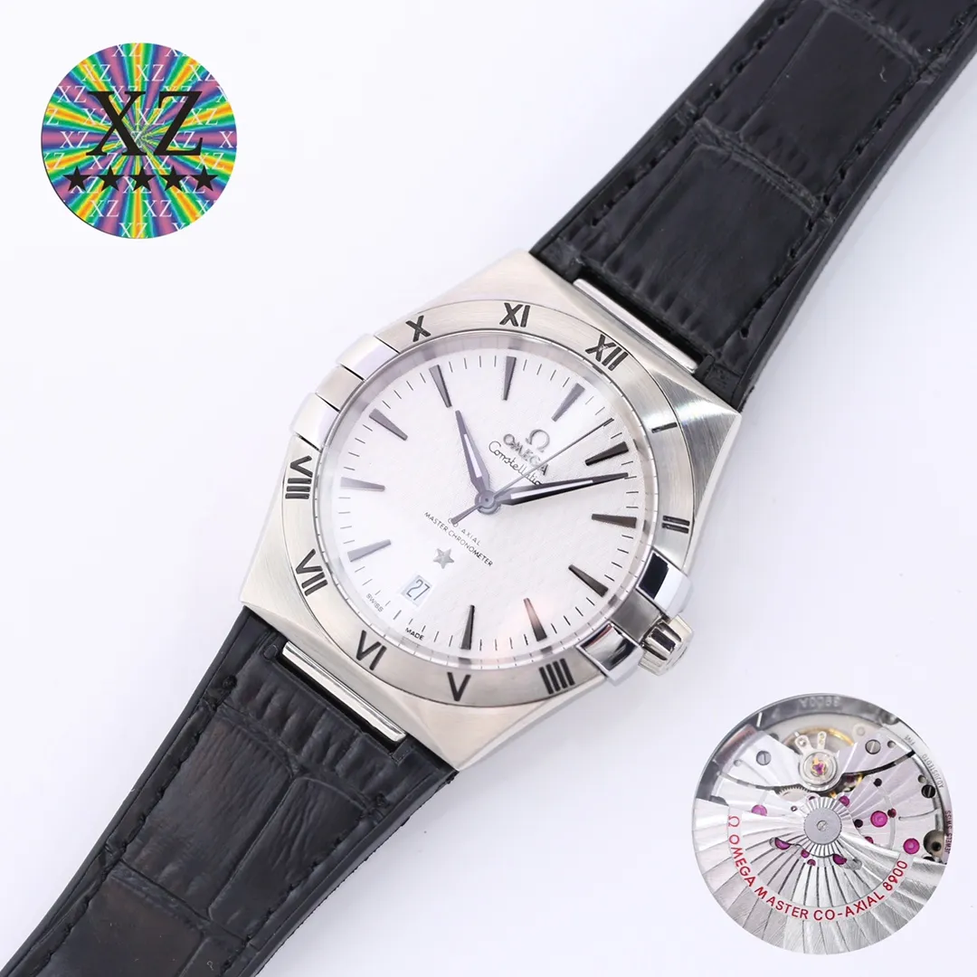 【Top Replica】💰3440! OMEGA fifth generation constellation series! The most suitable size for Asian constellation watches is 39mm 41mm 1⃣️The bezel is upgraded, and the Roman numerals are adjusted to the direction of the wearer, making it easier for the wearer to read time information just like the original; 2⃣️Half-moon section, the adjusted claw details are slimmer, and the case and claws are polished and chamfered to make the integration more natural, making the watch more refined; 3⃣️The crown is engraved with the LOGO, and the polishing and frosting effects are consistent with the original; 4⃣️The color of the dial is adjusted by engineers, and the satin embossed dial makes the overall style more youthful and fashionable. There is a trapezoidal calendar window at 6 o'clock that is consistent with the original; 5⃣️The hands are molded from the original, filled with luminous effect, and polished and sanded. It took half a year to pursue the same oblique effect as the original. The process is difficult, and we only pursue the same feeling as the original when worn by customers; 6⃣️It is equipped with the modified original 8800/8801 coaxial master chronometer movement, [non-deck] with wear-resistant sapphire glass, so that the beauty of the dial and movement can be clearly seen; 7⃣️The movement and case on the back are engraved with the same code, which is the same as the code on the warranty card and hangtag. One code for each watch, three codes in one, never repeated; 8. It is as exquisite as the original in every detail, and it feels like the original when worn! New masterpiece welcomes your tasting! Welcome to reprint!