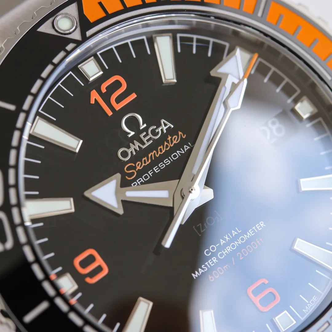 【High-end replica】💰1240! 【Customized all-in-one machine】💰1720! 【Top replica】💰4500! Omega·OMEGA OB2 Seamaster Series 600-meter Diving Watch Newly designed automatic mechanical men's watch Cal.8900 movement Double T black balance wheel 43mm Steel strap is calm and atmospheric, separate strap The tape is fashionable and light. The picture is taken as a top replica!