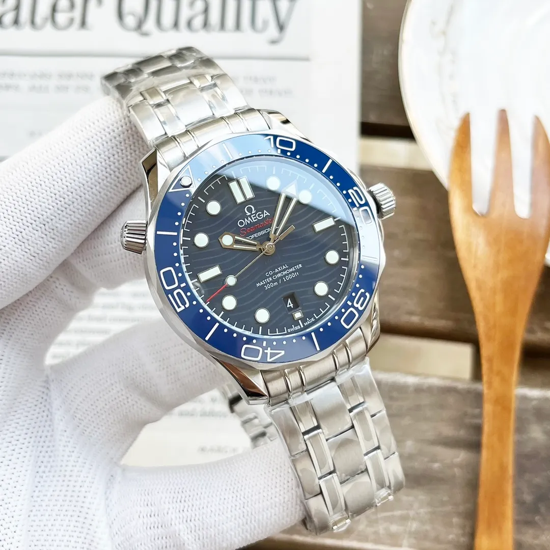 【High-end replica】💰1160! 【Top replica】💰2400! The OMEGA V3 version, Haima-300, and AC are made from genuine molds, and all accessories are interchangeable with genuine products! [Movement] Adopts exclusive restoration and restoration of 8800 machine technology (Swiss 7750 movement) to present an integrated black wheel, high-energy kinetic energy storage, up to 72 hours, precision 8800 calibration, observatory time difference [Case] ​​Made of 904L fine steel turning, first-class polishing technology, visible color, controlled restoration of genuine accuracy, and consistent coding on the bottom of the case! The strap is made of imported silicone strap, which is durable and completely consistent with the original product!  [Details] The four codes of buckle, automatic hammer, card and tag are synchronized, carefully crafted, dedicated to quality, never sloppy!