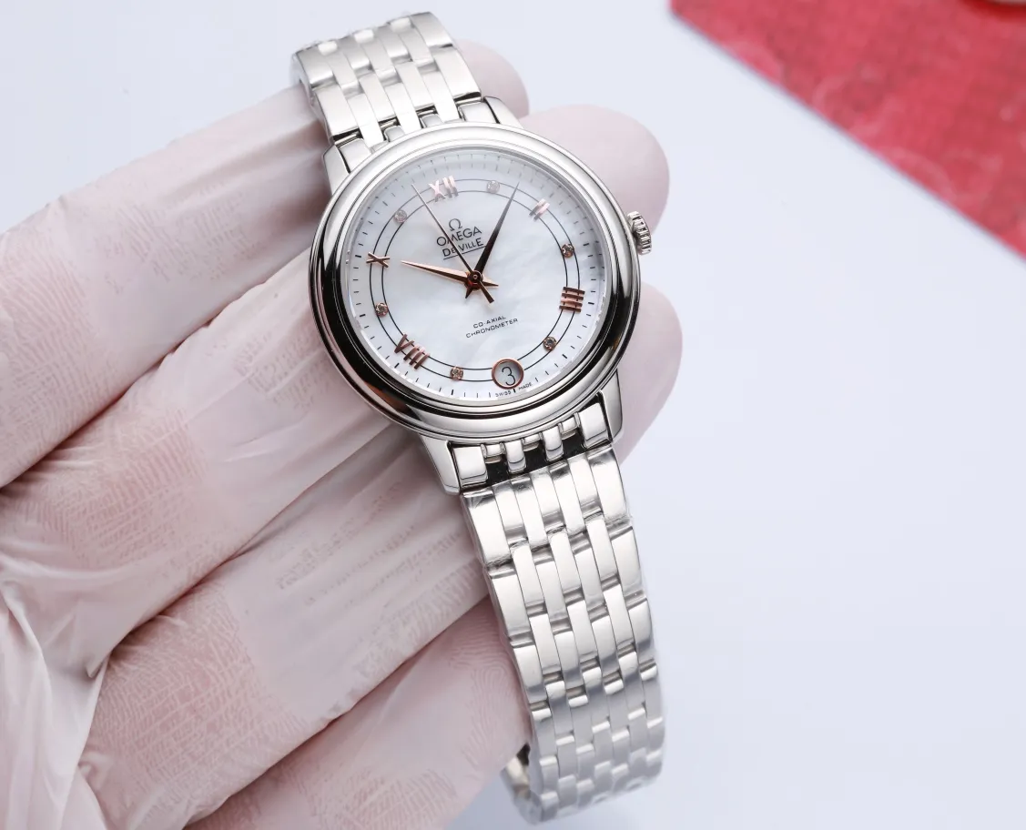 TW Taiwan factory 💰1900! Omega Butterfly Flying Saucer Series women's watch is produced in Taiwan factory: (This product has been strictly tested for waterproof pressure and is waterproof up to 200 meters🏊) ⚠️This model is shipped in the form of three codes in one. Returns and exchanges are all in three codes in one. Hope you understand!  Omega-OMEGA Deer Flying Butterfly Series Imported Swiss Quartz - Accurate Travel Time Swiss Quartz Women's Watch 316L Stainless Steel Perfect Texture Original Stretch Buckle (Same as Counter) Imported Double Sapphire Crystal Mirror (anti-scratch and wear-resistant) [Three Sizes in One] is the highest version on the market Women's size: 32.5mm thick 9mm (focus on original new machines) Focus is an attitude, produced by JH!