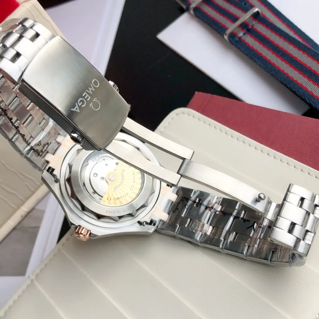 【High-end replica】💰1160! 【Customized all-in-one machine】💰1720! [Top replica] Private chat! Omega Seamaster 2022 is the pinnacle of annual upgrades. The new Seamaster series 300-meter diving watch produced by GD has arrived. Feedback is coming! Always adhering to the practical value, there is no best, only better upgrade concept, bringing the entire series of Omega Seamaster watches with the new Citizen movement to the top again! [Movement] Equipped with 💯 brand new Japanese original Citizen 8215 automatic mechanical movement, original see-through design, 0️⃣repair, accurate running time, strong practicality [Case] Made of 316L stainless steel case, equipped with the only original ceramic one-way rotating chronograph ring in its class [Bracelet] 316 stainless steel five-bead bracelet, equipped with the only original push-pull adjustable clasp in its class. The steel belt model comes with an original woven cloth strap, buy one get one free, the best value in its class ⚠️Please look for GD exclusive details and quality