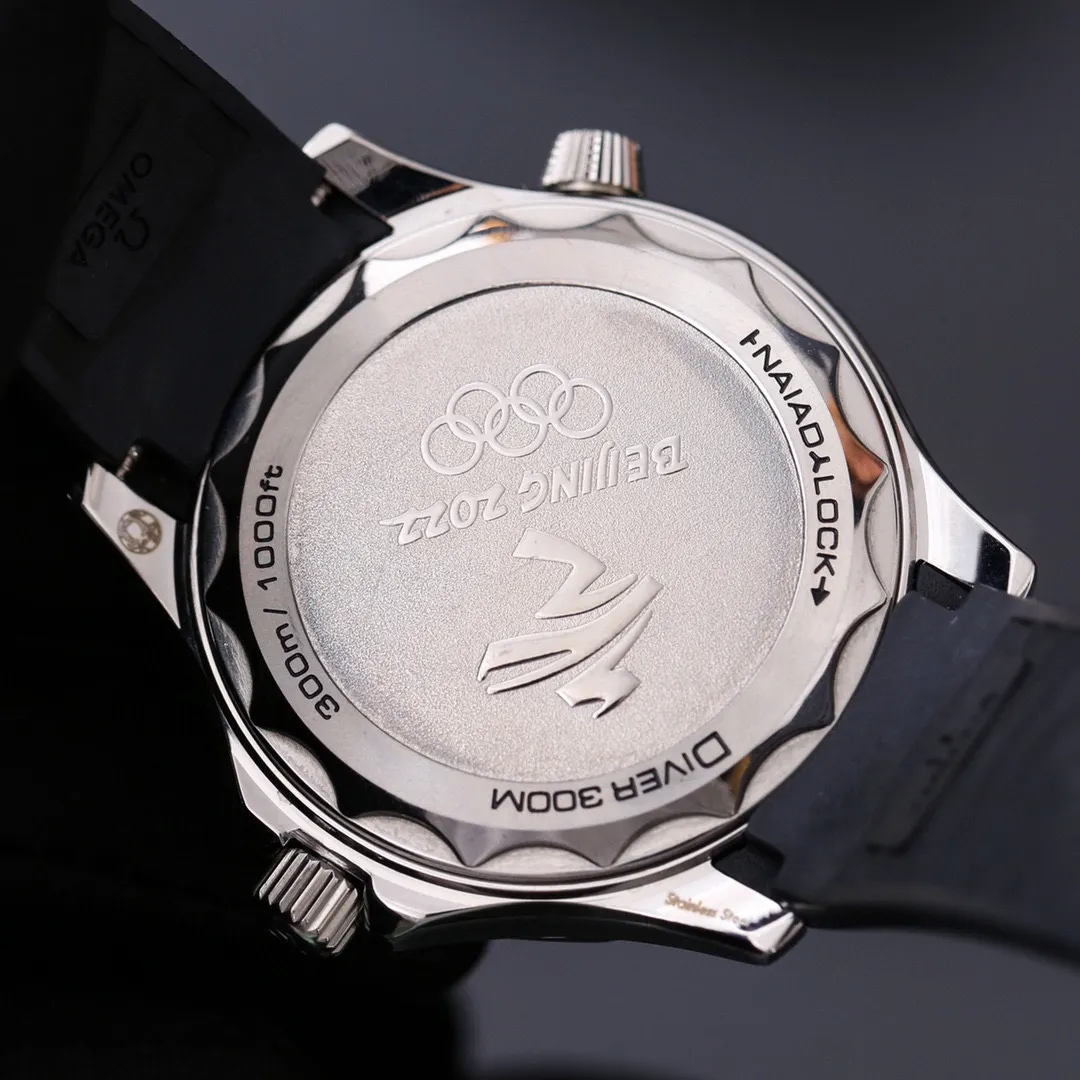 【Top replica】💰2400! Omega (excellent quality and exquisite work) is the most simple and chic - the most attractive watch [Type]: Exquisite men's watch (more excellent) The best design - [Strap]: Imported rubber/316L stainless steel strap (more comfortable and durable) 👍👍 [Movement]: Swiss 2836 movement [Material]: Sapphire double crystal mirror (more wear-resistant) Real man, wise style, strong three-dimensional sense, special design, return with honor Size: 43mm in diameter, 12mm thick, smart launch! Welcome to reprint! 🔺🔺🔺 [Exclusive product • Superb quality] 🔺🔺🔺 🔺🔺🔺 [More products • Stay tuned] 🔺🔺🔺