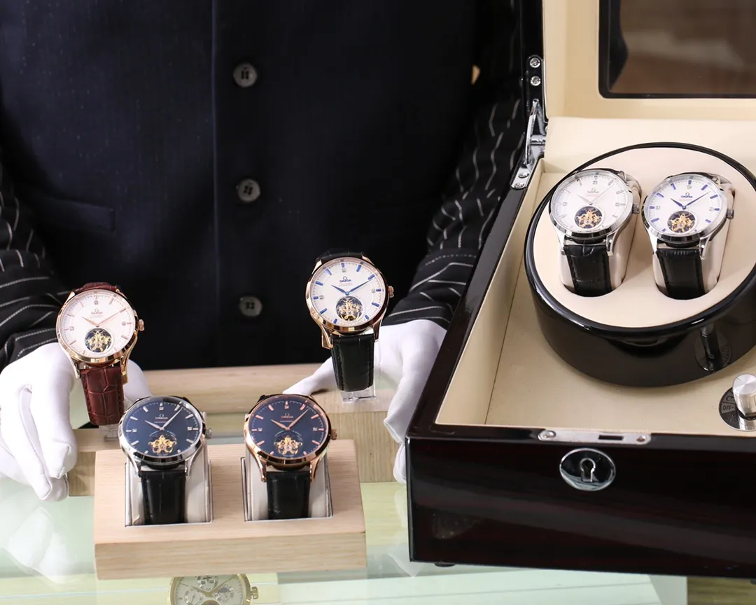 【Foreign trade import】💰1340! Omega (a noble and wise work) is of high quality! Type: Exquisite men's watch (more excellent) Best design Strap: Genuine cowhide/316L stainless steel strap (more durable) Very popular Movement: Top mechanical movement (stable) Material: Mineral super strong mirror (wear-resistant) Real man Smart style Strong three-dimensional sense Special design Return with great reputation Size: 42mm in diameter and 12mm thick Smart launch! Welcome to reprint!
