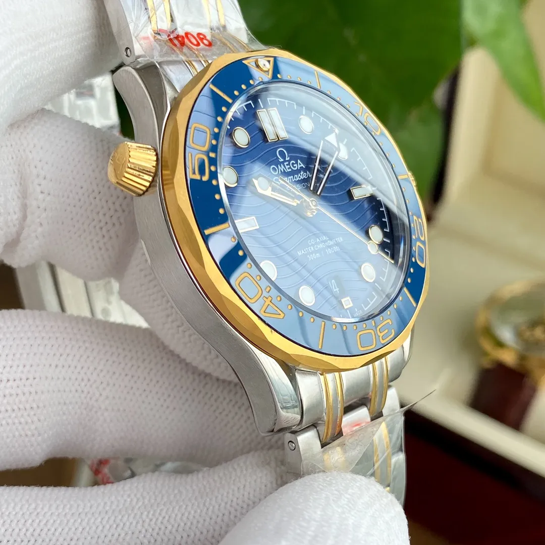 【Foreign trade import】💰1160! OMEGA-OMEGA🏅🏅 Type: Men's watch🎉🎉 Case: Top version 316 stainless steel L Strap: 316L stainless steel strap Movement: 8215 Citizen mechanical movement ⚙️ Mirror: High-end double-push Sapphire mirror glass Size: 40mm in diameter, 11mm thick ⭐"Original single molded pin buckle, ice blue luminous, steel belt buckle can be fine-tuned Calendar disk color official website synchronization ”⭐ 🍷Exquisite inheritance of real effects, quality guaranteed! ‼ ️The elegant style instantly enhances the charm of men and is a symbol of taste and noble life!