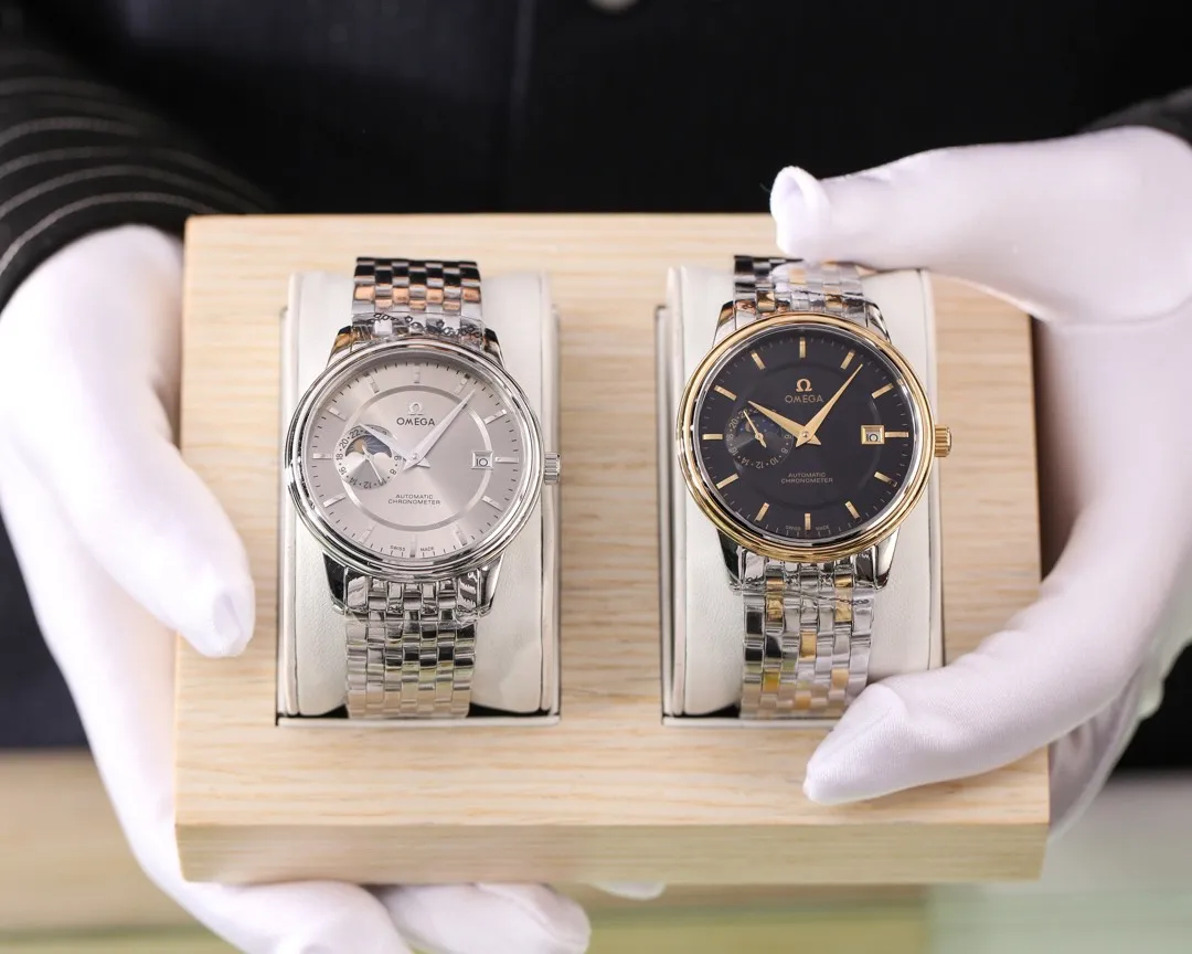 【Foreign trade import】💰1180! Omega (excellent and wise work) simple design 🔥Type: Exquisite men's watch (more excellent) Best design 🔥Strap: Genuine leather strap (more comfortable) for real men to wear 🔥Movement: super top mechanical movement (more stable) 🔥Material: mineral super strong mirror (more wear-resistant) Smart style, strong sense of thickness, special design, return with honor Size: diameter 41mm, thickness 12mm Smart launch! Welcome to reprint!