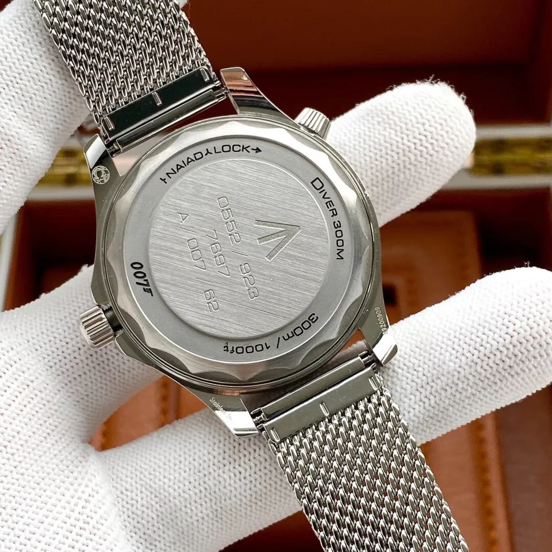 【Foreign trade import】💰1280! OMEGA -Omega SEAMASTER Seamaster Series New 300m 300m Coaxial·Zhizhen Diameter 42mm 42mm Diving Watch. 316L stainless steel, original case, original three-dimensional hour markers, super luminous, original buckle, equipped with 8800 see-through fully automatic mechanical movement. Hot-selling items🔥 Top quality products are constantly coming🔥