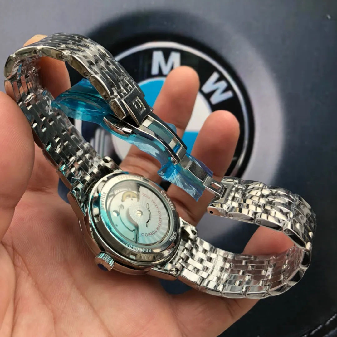 [High-end replica] 💰910 Omega De Ville men's watch, the king of sales champions🏆, with complete colors, accurate travel time, long-lasting and durable, and highly recognized by watch friends [Case] 316L stainless steel case, modified and beautiful body, imported movement (accurate and stable travel time), original consistent 39.5mm diameter, curved dial, deep waterproof, 316L stainless steel bracelet with original folding clasp of the same material Or calfskin strap optional ⚠️Please look for products produced by HS, the best products are constantly available