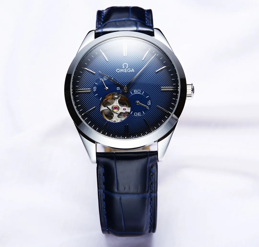 Omega - OMEGA's latest recommendation, equipped with a customized version of the original imported 82s7 movement (0 repairs and 0 after-sales), 9-digit 24-hour display, 5-digit small seconds design, 7-digit hollow window, the movement of the movement can be seen at a glance. It can store power for over 48 hours and is waterproof to a depth of 50 meters. [Case]: 316 fine steel (high-quality workmanship), top CNC cutting technology strives for perfect shell shape [Watch strap]: Italian imported cowhide strap/stainless steel bracelet [Movement]: imported 82s7 fully automatic mechanical movement (stable running time) [Glass]: advanced reinforced coated mirror [Size]: diameter 40mm, thickness 12mm (focus on original new machines) Focus is an attitude, produced by JH!