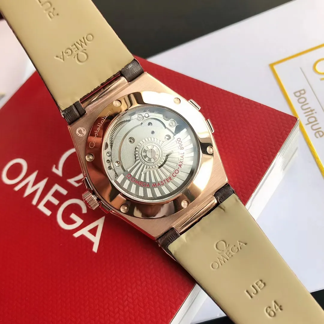 【High-end replica】💰1300! 【Customized all-in-one machine】💰1720! 2023 official new product - the fifth generation of Omega's "Constellation Gents" constellation series is on the market [color] After ten years of hard work, never give in! Another high-quality, ultra-affordable masterpiece that once again refreshes the "genuine appearance details, built-in brand new Citizen movement" [Movement] The entire network's exclusive replica of the Constellation series men's watch is equipped with the brand new Citizen 8215 automatic mechanical movement, exclusive corrected automatic hammer, the movement's kinetic energy is durable, accurate in travel time, ⭕️reworked [Case] 💯 Super waterproof, you can swim with confidence🚰 316L fine steel case, same material bracelet CNC cutting process, perfect shell shape and connection, vintage craftsmanship, the thinnest workmanship of the same level of movement [Details] The words are synchronized with the original strips, the texture is delicate, the disk surface is simple and elegant, the ring edge is hand-decorated and electroplated in a vacuum furnace, the color is uniform and bright, the original same color is complete, the strap is made of Italian calfskin with the original folding clasp