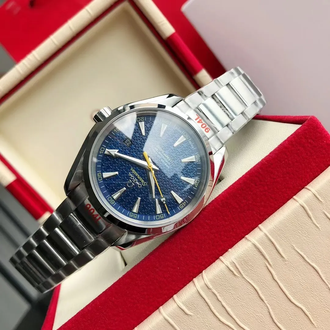 【Customized all-in-one machine】💰1720! Omega Seamaster 150-meter watch [Ocean charm, classic hot model] The classic and timeless design is very characteristic of the Omega brand [Movement] Equipped with the imported brand new Citizen 9015 all-in-one automatic mechanical movement, accurate and durable, highly recognized by watch friends [Case] 316L stainless steel case, modified and beautiful body, original consistent 41.5mm diameter, curved dial, depth waterproof to 200 meters [Bracelet] imported fine steel strap Equipped with the original folding clasp of the same material, the details are synchronized with the original product ⚠️Please look for the exclusive quality produced by GD