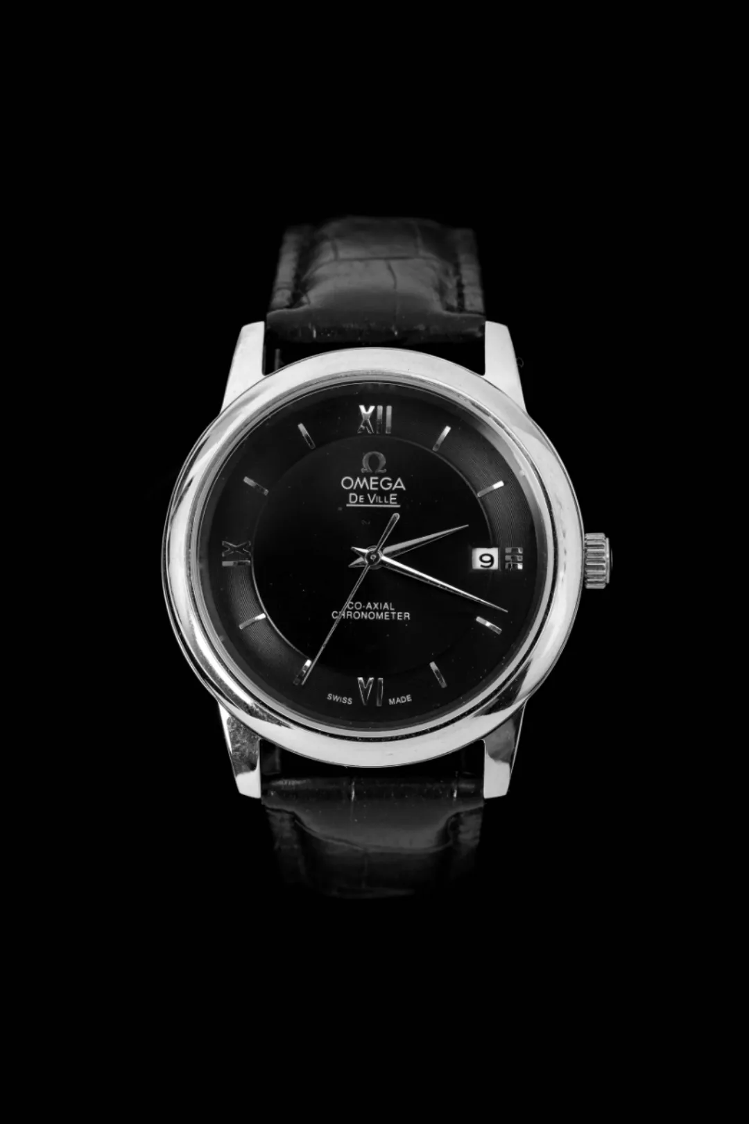 [Foreign Trade Import] 💰870 Omega Diefei series is comprehensive! A must-have for successful business people. Strengthened in all aspects and more perfect details. Top-grade 316L stainless steel. Calf leather belt imported from Germany. Swiss sapphire glass. Diameter 41mm. Thickness 10mm. Suitable for collection and gift giving. Friends who like Omega, hurry up and get it.