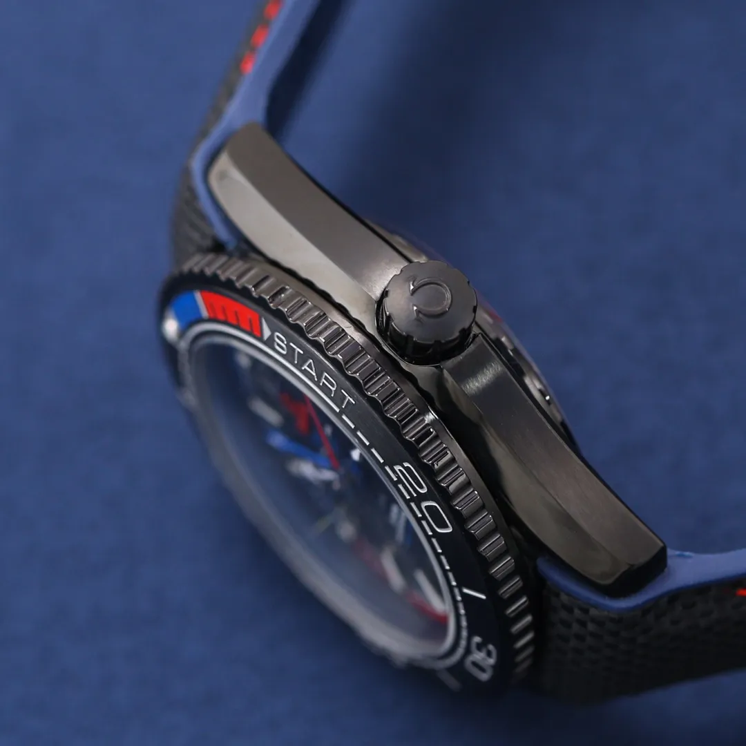 【Top replica】💰2900! Omega-Universe Ocean 600 meters, the full series of deep-sea black watches once again push to the top! Five codes in one, warranty card, diamond card, observatory certification card, hang tag, etc. Exclusive number 87895505, exclusive quality, exclusive packaging. In 2022, the official highly recommended Seamaster series 600-meter diving watch has exclusive quality on the entire network [Model] 215.32.44.21.01.001 [Movement] Equipped with 8900/8906 automatic mechanical movement, original see-through design, revised movement, accurate running time, strong practicality, 100% waterproof [Glass] With arched wear-resistant glass, diameter 45.5mm, thickness 15.5mm [Case] Made of 316L fine steel case, post-processed and polished, equipped with the only original one-way rotating chronograph ring with a ceramic ring in its class [Watch strap] Belt/tape/steel strap, buckle steel strap 316L fine steel brushed and polished, Italian imported cowhide with imported frog glue, steel strap with same-level original Omega stretch buckle, fine-adjustable buckle, best value for the same level, please certify the exclusive details, the exclusive quality code is 87895505 genuine copy-Reprint. Welcome to reprint!
