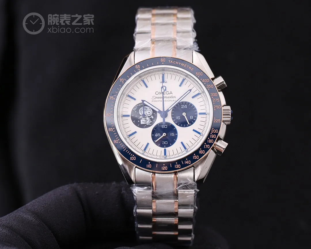 【Foreign Trade Import】💰1440! The upgraded version of the OMEGA Speedmaster series is newly launched, continuing the extraordinary legend, classic literature and art, full of domineering, and equipped with imported VK quartz movement! Imitation 7750 running seconds function (zero repair) diameter 42mm, thickness: 12mm, mineral super mirror, 316L steel material, Italian calfskin, original snaps, welcome to order! Welcome to reprint!