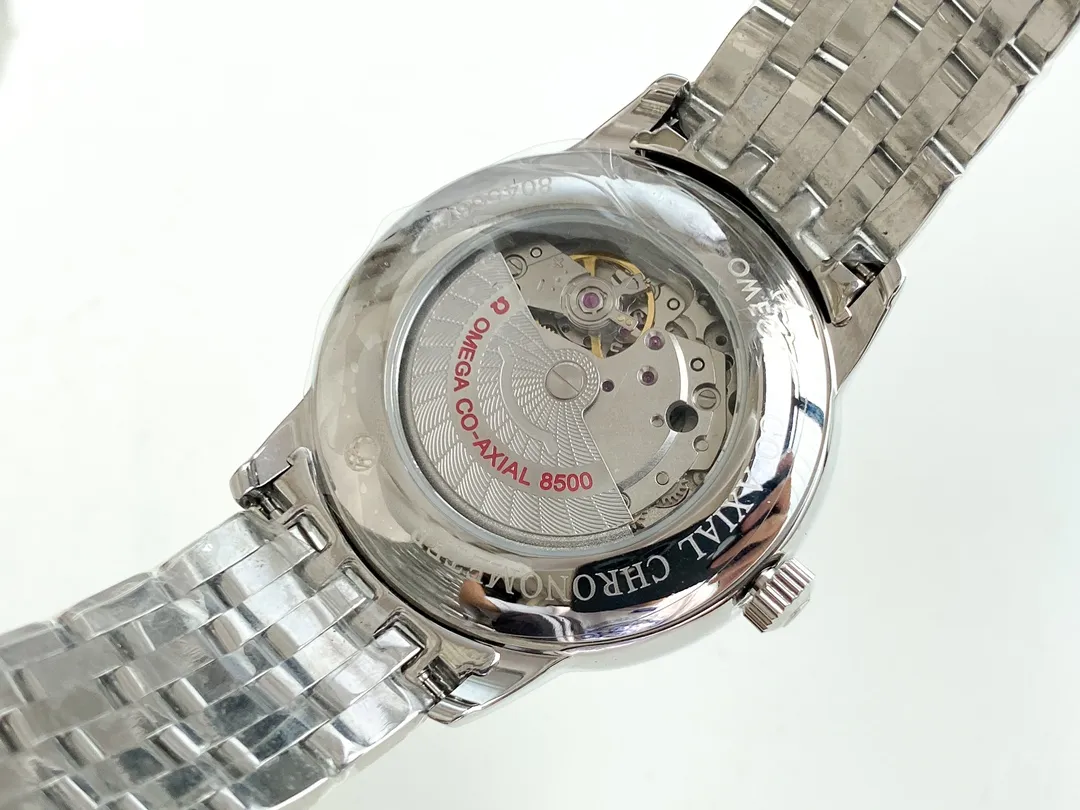 [High-end replica] 💰1720 each! Omega Die Fei series couple's Citizen mechanical watch pair. Men's original imported Japanese Citizen 8215 movement. Women's Citizen 6T51 movement. Fully automatic machinery (please look at the movement diagram) for accurate travel time. 316L stainless steel case (purely handmade) men's double calendar, women's single calendar. Size: 40mm for men, 30mm for women, 10.5mm thick 🔥Top product, high quality products constantly🔥