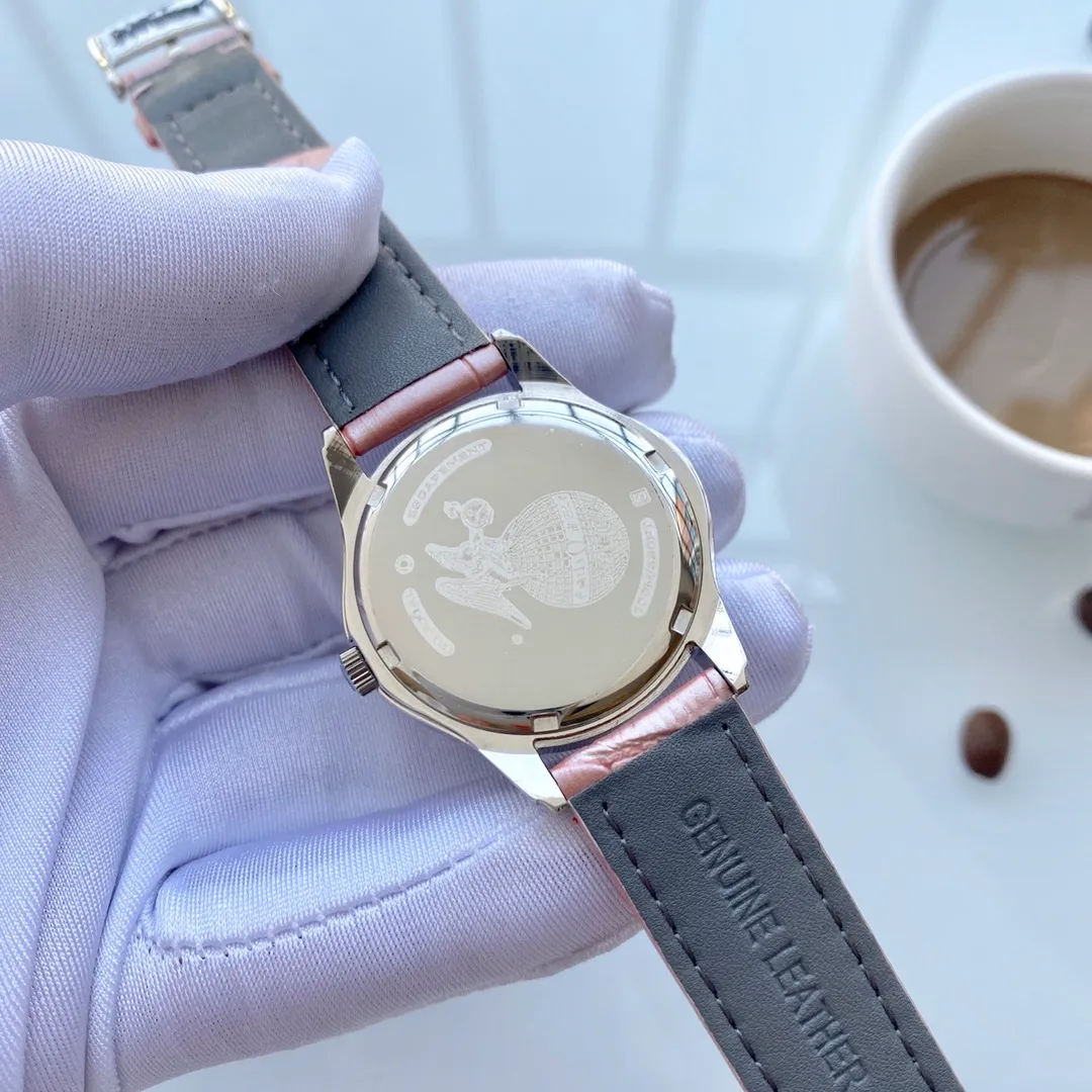 【Foreign trade import】💰960! OMEGA 🌸🌸🌸Simple and elegant women's model, imported quartz movement, sapphire glass mirror, 316L stainless steel case, 28mm in diameter and 8mm thick 💗This watch is very popular among women. On different occasions💒it reflects their unique personality and charming style! Welcome to reprint!