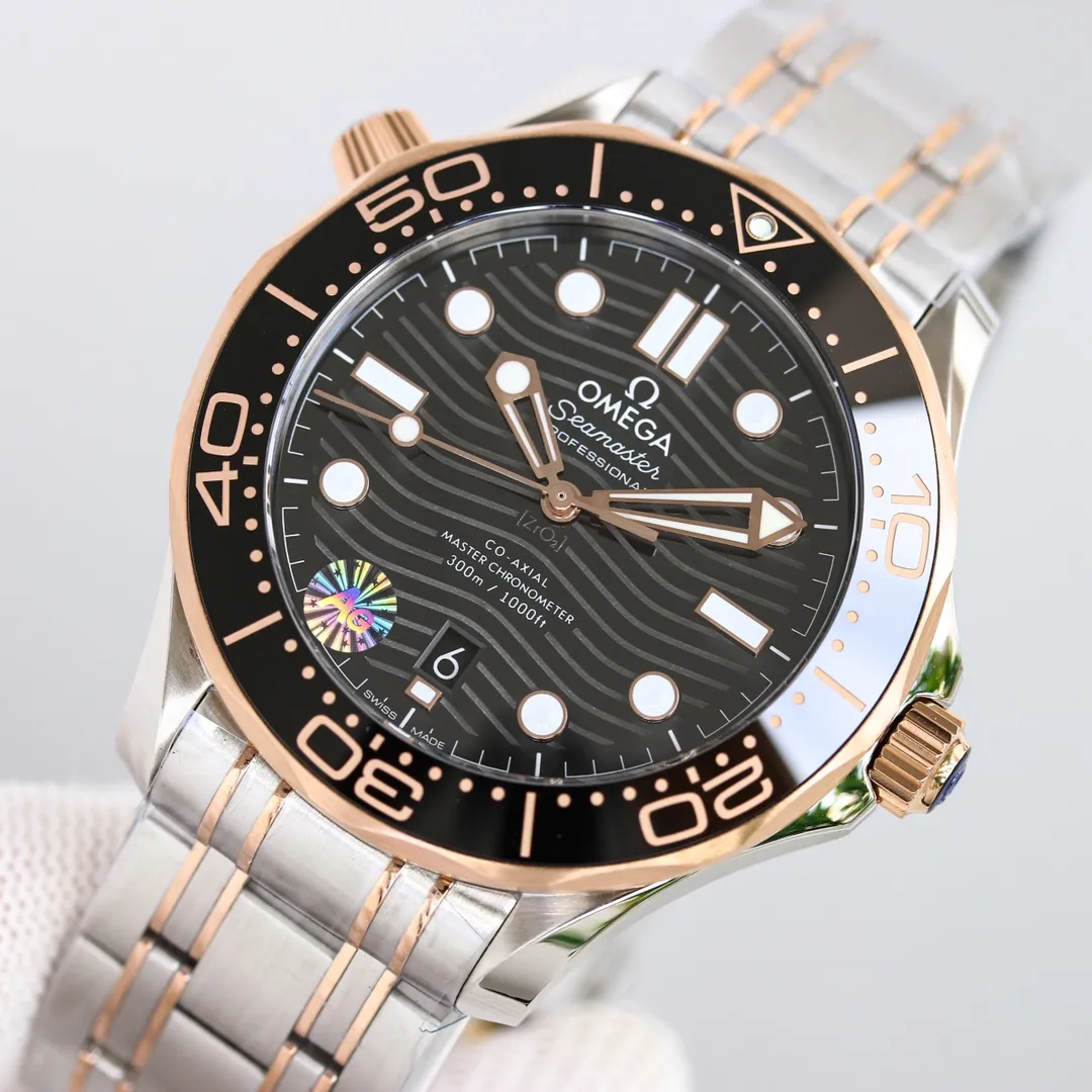【Top replica】💰4500! OMEGA SEAMASTER Planet Ocean 300m 300m Coaxial Master Chronometer 42mm 42mm Diving Watch 210.30.42.20.01.001 Stainless steel brushed case is partially polished The bezel is made of black ceramic and decorated with white enamel diving scales The bezel scale is not easy to wear and fade Ratchet-type countdown bezel rotates counterclockwise in one direction Dome-shaped sapphire mirror coated with anti-glare film Polished black ceramic dial, laser engraved ripple pattern, with a calendar window at 6 o'clock, the hollow hands and embossed hour scales are rhodium-plated and covered with Super-LumiNova luminous coating, blue and green two-color luminous, green luminous minute hand display with green luminous dot on the bezel for diving oxygen countdown, multiple waterproof screw-in crown, can be worn for real sea diving, conical shaped helium exhaust valve, corrugated edge design is transparent The beautiful movement of the movement is clearly visible on the back of the watch, replica of the 8800 movement, ⚠️ detailed double T shock absorber, brushed steel strap, the strap is disassembled with screws on both sides like the original, independent fixed rod design strap in the middle, double folding snap buckle, with push-button fine-tuning extension, can be opened and extended to wear on the surface of the diving suit when diving, comes with NATO gray and black nylon strap, which can be easily replaced to switch different wearing styles, watch diameter 42mm Real shots of shipment