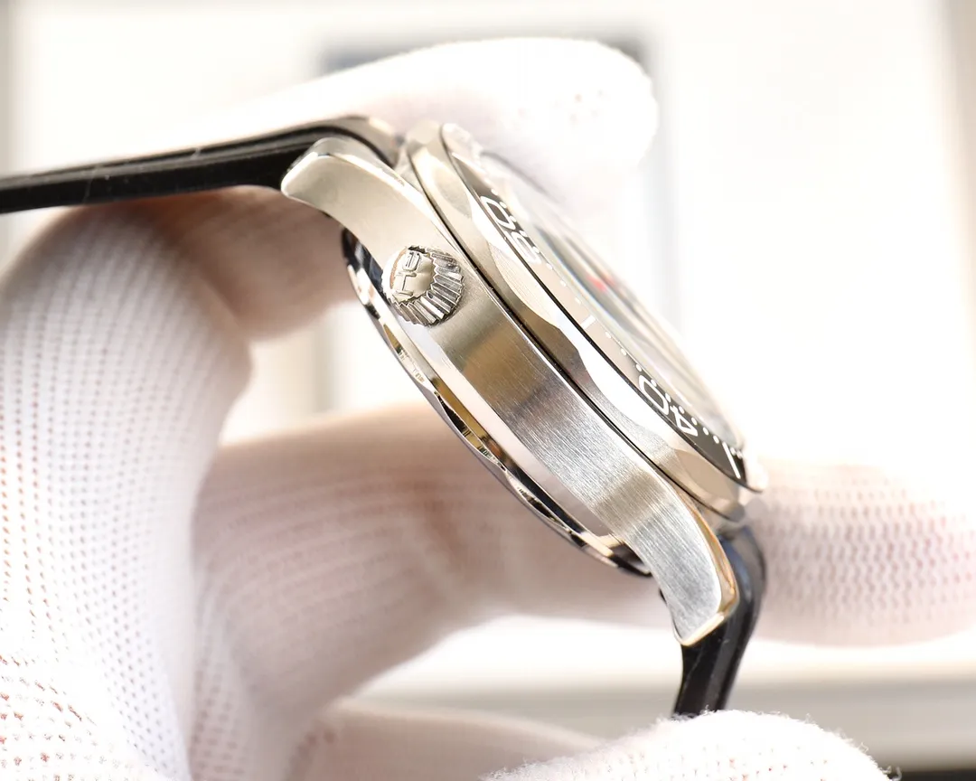 【High-end replica】💰1160! 【Customized all-in-one machine】💰1720! Omega Seamaster official synchronized upgrade in spring 2023‼ ️Highly recommended Omega Seamaster 300-meter diving watch with exclusive quality on the entire network [Movement] Equipped with Coaxial 8800, corrected movement 8800 restoration all-in-one machine [Strap] Imported rubber strap [Glass] Wear-resistant and scratch-resistant sapphire mirror [Case] ​​Made of 316L stainless steel case, equipped with the only one-way rotating ceramic ring in its class, three degrees waterproof