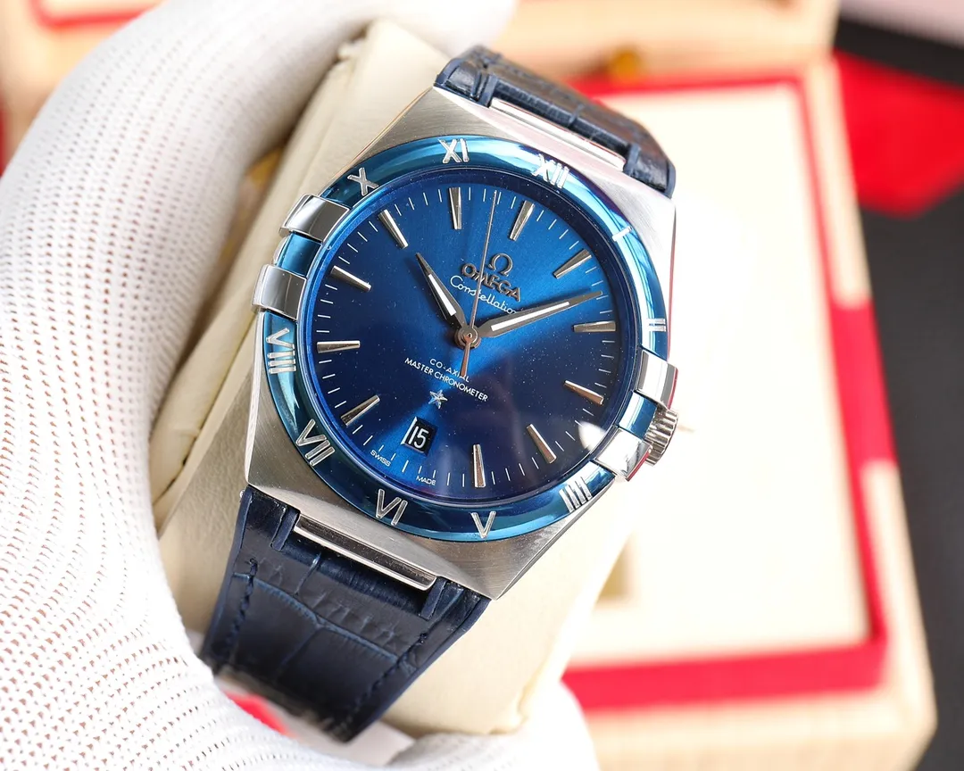 【High-end replica】💰1440! 【Customized all-in-one machine】💰1920! The fifth generation of OMEGA’s “Constellation Gents’” Constellation series still continues the classic star emblem and bezel claw elements, showing an elegant gentleman’s style. Size 39mm, equipped with 8900 fully automatic mechanical movement, sapphire mirror, made of German 316L stainless steel, top craftsmanship, original 1:1 replica and exclusive product! 🔥Top quality products with constant quality🔥