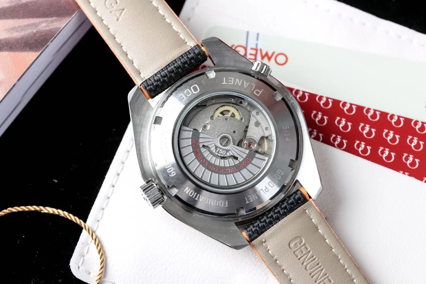 【Foreign trade import】💰1160! OMEGA - 🐻OMEGA Style: Seamaster Universe Ocean series replica one-to-one men's mechanical watch Size: 44mm13mm Movement: Fully automatic movement (GNT) Mirror: Blue light-coated glass Ring: Ceramic ring Material: 316 stainless steel case (Taiwan factory) Strap: Taiwan tape (surface canvas) Buckle: Original folding buckle (Please pay attention to the movement details and case details, which are not ordinary products in the market)