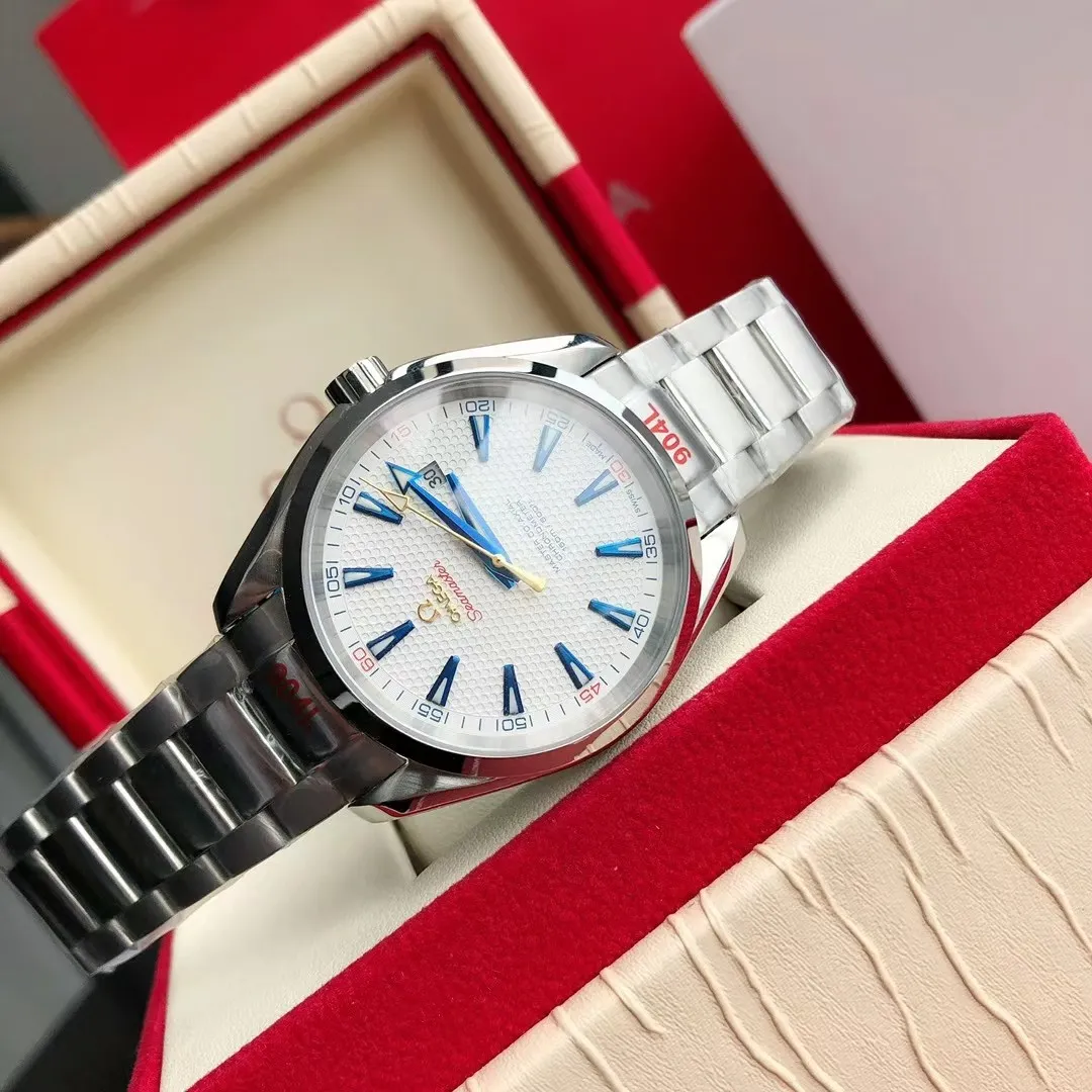 【Customized all-in-one machine】💰1720! Omega Seamaster 150-meter watch [Ocean charm, classic hot model] The classic and timeless design is very characteristic of the Omega brand [Movement] Equipped with the imported brand new Citizen 9015 all-in-one automatic mechanical movement, accurate and durable, highly recognized by watch friends [Case] 316L stainless steel case, modified and beautiful body, original consistent 41.5mm diameter, curved dial, depth waterproof to 200 meters [Bracelet] imported fine steel strap Equipped with the original folding clasp of the same material, the details are synchronized with the original product ⚠️Please look for the exclusive quality produced by GD