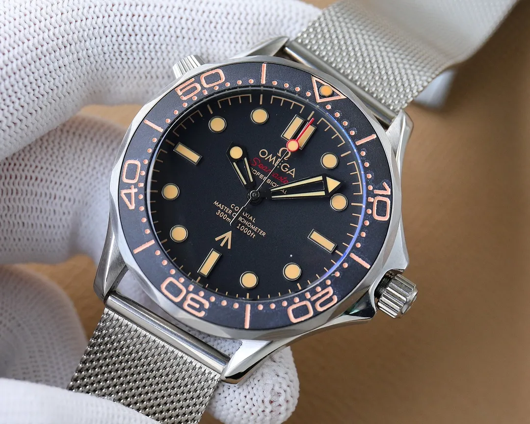 【High-end replica】💰1240! 【Customized all-in-one machine】💰1720! In 2022, the official highly recommended Omega Seamaster 300m 007 special edition diving watch has exclusive quality on the entire network [Movement] Equipped with imported 9015 all-in-one machine [Buckle] 316L fine steel strap [Mirror] Sapphire mirror [Case] ​​Made of 316L fine steel case, equipped with the only one-way rotating ceramic ring in its class. Deeply waterproof, watch diameter 42mm × 13mm🔥Top product, high quality products constantly🔥