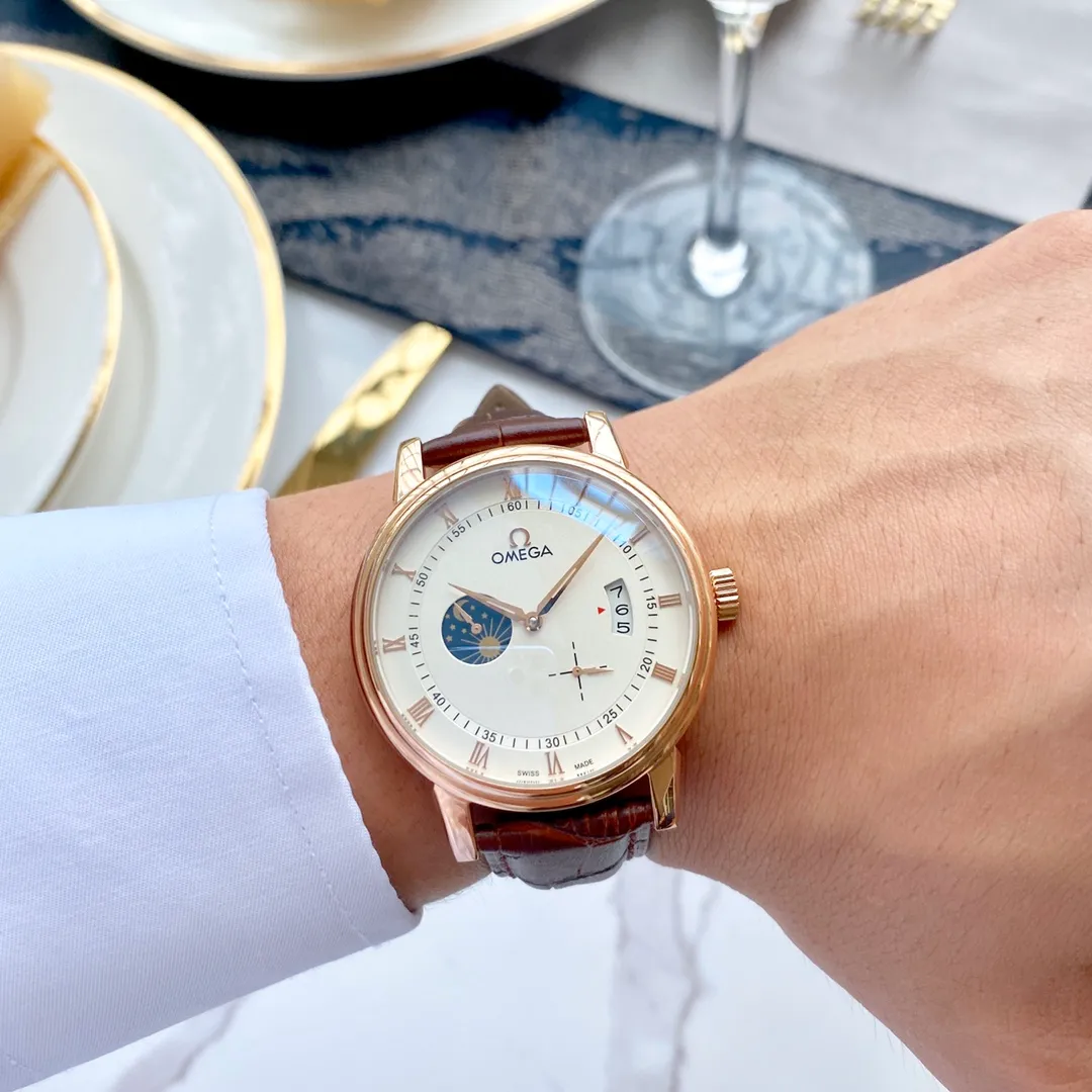 【Foreign trade import】💰1340! Omega's first choice for men's business is the small seconds model - the latest debut! Stars & 3-digit calendar - Good products are waiting for you to appreciate - - 🎈🎈Classic shell case, leading sales🎈🎈 [Brand]: Omega (top quality, outstanding debut) 🎉🎉 [Type]: boutique men's watch (top) exquisite quality [strap]: genuine cowhide/316L stainless steel strap (durable) [Movement]: top mechanical movement (stable) [Material]: Mineral super mirror (wear-resistant) Exquisite quality Generous style Excellent temperament Wisdom and exclusivity [Size]: Diameter 42mm, thickness 12mm Hot sale on the market! Welcome to reprint!