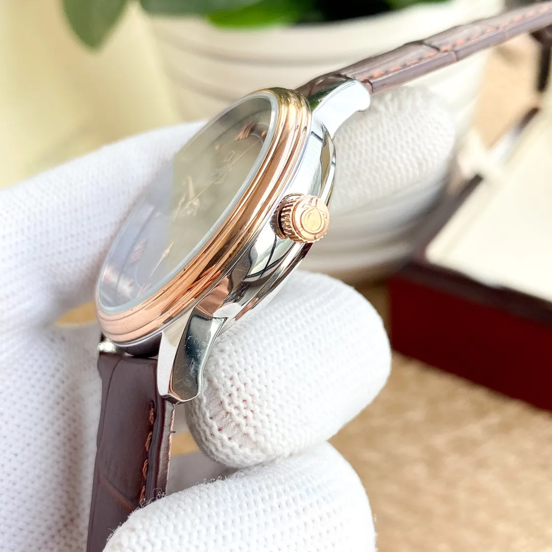 【Foreign trade import】💰970! Brand: OMEGA🏅🏅 Type: Men's watch 🎉🎉 Case: Top version 316 stainless steel L Strap: Imported calfskin strap/316L stainless steel strap Movement: Fully automatic mechanical movement ⚙️ Mirror: Mineral anti-scratch mirror glass Size: 40mm in diameter, 11mm thick 🍷Exquisite inheritance of real effects, quality assurance! ‼ ️The elegant style instantly enhances the charm of men and is a symbol of taste and noble life!