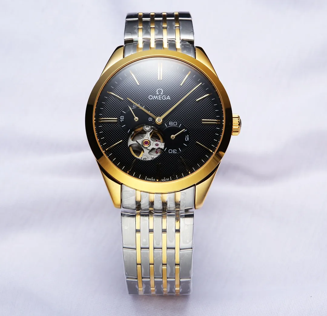 Omega - OMEGA's latest recommendation, equipped with a customized version of the original imported 82s7 movement (0 repairs and 0 after-sales), 9-digit 24-hour display, 5-digit small seconds design, 7-digit hollow window, the movement of the movement can be seen at a glance. It can store power for over 48 hours and is waterproof to a depth of 50 meters. [Case]: 316 fine steel (high-quality workmanship), top CNC cutting technology strives for perfect shell shape [Watch strap]: Italian imported cowhide strap/stainless steel bracelet [Movement]: imported 82s7 fully automatic mechanical movement (stable running time) [Glass]: advanced reinforced coated mirror [Size]: diameter 40mm, thickness 12mm (focus on original new machines) Focus is an attitude, produced by JH!