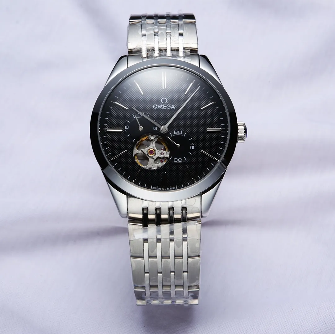 Omega - OMEGA's latest recommendation, equipped with a customized version of the original imported 82s7 movement (0 repairs and 0 after-sales), 9-digit 24-hour display, 5-digit small seconds design, 7-digit hollow window, the movement of the movement can be seen at a glance. It can store power for over 48 hours and is waterproof to a depth of 50 meters. [Case]: 316 fine steel (high-quality workmanship), top CNC cutting technology strives for perfect shell shape [Watch strap]: Italian imported cowhide strap/stainless steel bracelet [Movement]: imported 82s7 fully automatic mechanical movement (stable running time) [Glass]: advanced reinforced coated mirror [Size]: diameter 40mm, thickness 12mm (focus on original new machines) Focus is an attitude, produced by JH!