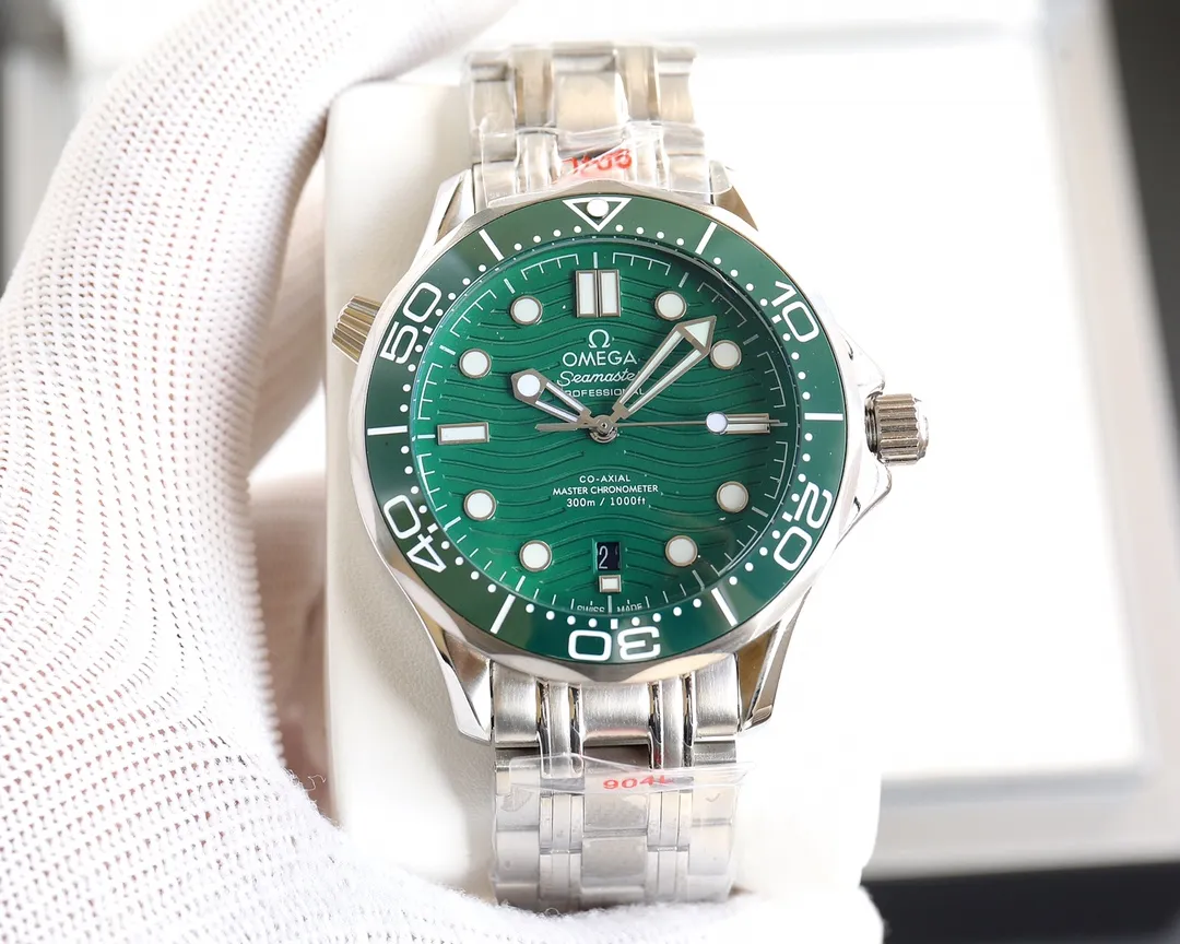 【Customized all-in-one machine】💰1720! Omega Seamaster official synchronized upgrade in spring 2023‼ ️Highly recommended Omega Seamaster 300m diving watch with exclusive quality on the entire network [Movement] Equipped with Coaxial 8800, corrected movement 8800 restoration all-in-one machine [Buckle] The steel band adopts the original fine-tuning buckle [Glass] Wear-resistant and scratch-resistant sapphire mirror [Case] ​​Made of 316L stainless steel case, equipped with the only one-way rotating ceramic ring in its class, three degrees waterproof