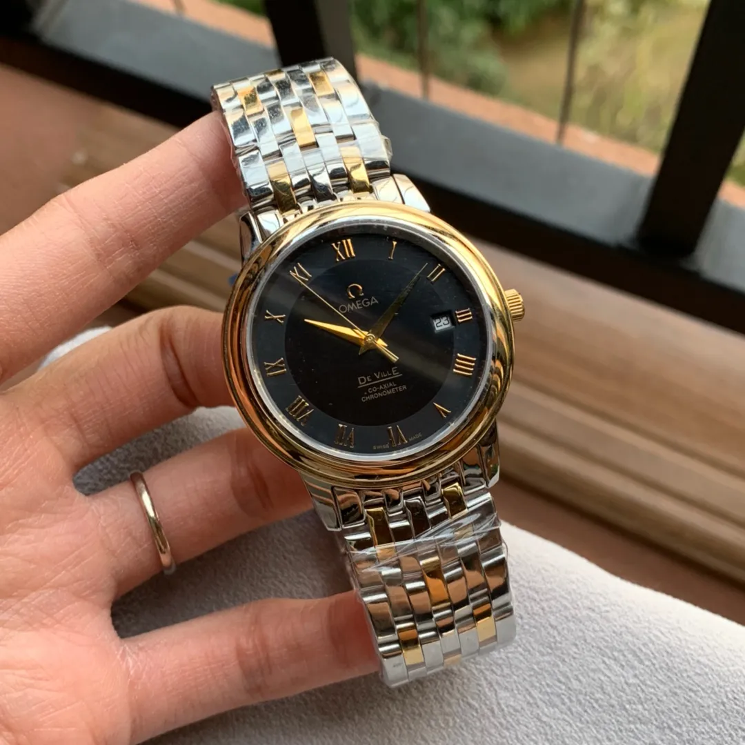 [Foreign trade import]💰1280 Omega (1:1 replica) [Type]: Fine men's watch [Strap]: Italian genuine cowhide leather strap (super breathable) [Movement]: Imported Citizen 8215 fully automatic mechanical movement (zero repair) is completely comparable to Citizen 8215 movement [Mirror]: Sapphire crystal glass (never scratched) Elegant taste, vast and ingenious Wrist treasure Size: diameter 40mm, thickness 9mm Hot sale on the market! Welcome to reprint!