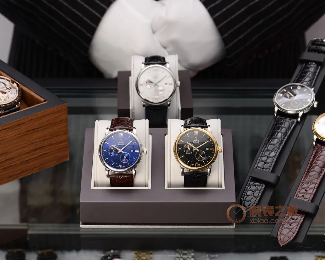 [Foreign trade import]💰1240 Omega🔥Boutique recommendation🔥 [Type]: Boutique men's watch [Material]: Made of 316L stainless steel [Movement]: High-end fully automatic mechanical movement [Mirror]: Mineral-strengthened glass (higher definition) Elegant taste Vast and majestic Ingenuity A treasure for the wrist 🎈🎈 Photographed in pure natural light Zero P picture🎬🔥🔥 Size: diameter 41mm, thickness 11mm Hot sale on the market! Welcome to reprint!