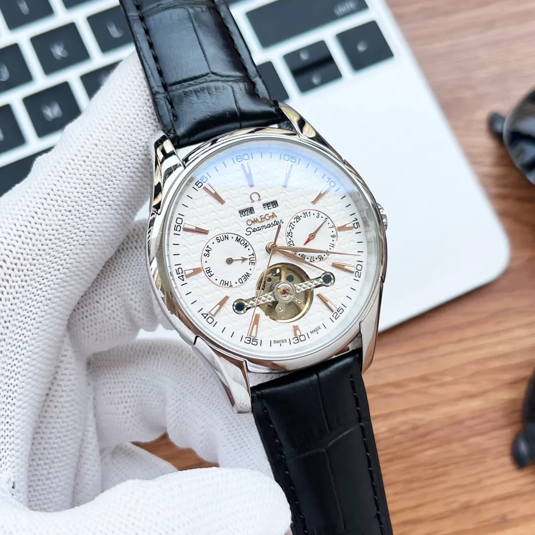 【High-end replica】💰1440! Omega-OMEGA Type: [Cool] Men's Watch Case: 316 fine steel (high quality workmanship) Strap: Imported calfskin/316 fine steel (two options available) Movement: Advanced customized fully automatic mechanical movement (stable travel time) Glass: Advanced strengthened coated mirror Size: diameter 43mm, thickness 13mm