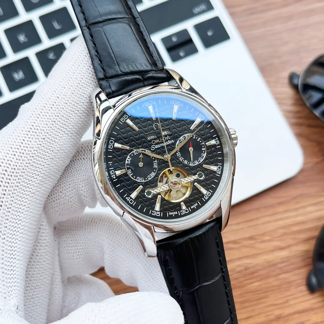 【High-end replica】💰1440! Omega-OMEGA Type: [Cool] Men's Watch Case: 316 fine steel (high quality workmanship) Strap: Imported calfskin/316 fine steel (two options available) Movement: Advanced customized fully automatic mechanical movement (stable travel time) Glass: Advanced strengthened coated mirror Size: diameter 43mm, thickness 13mm