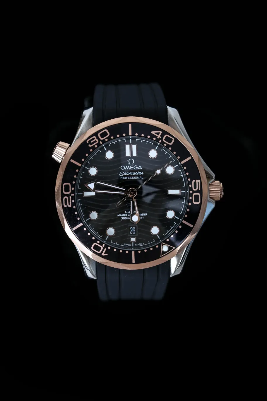 [Foreign trade import] 💰970 Li Xian's same style 🖤 Summer love 🐛 Put on the watch and enjoy the cool blue ❄️Omi Seamaster watch series 👴🏻 Breathable and refreshing tape is a must-have in summer 💋 Equipped with ceramic ring with luminous dice, luminous hands 🖤 Original buckle, fully automatic machinery, 42mm 💙 High quality, high quality 👴🏻