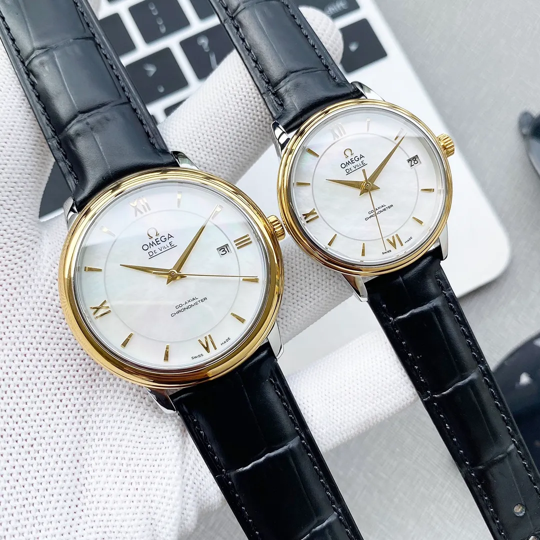 Omega-De Ville Series-Couple Watches! Authentic mold opening, the highest version on the market 👏The lettering is made of natural pearl shells, crystal clear (the design is very imaginative) 👏The glass is upgraded to high-definition arched double sapphire glass (clearer display, anti-scratch) 👏The back of the steel belt also has the original laser product batch number! It took 9 months to make many corrections and upgrades to create a 1:1 shell model, striving for perfection! The diameter of men's wear is 39.5mm, and the diameter of women's wear is 32.7mm👏! The style adopts the original Citizen 8215® movement, which vibrates 28,800 times per hour, and has zero repair quality. ✅The style is matched with Italian cowhide to make the wrist more comfortable and comfortable. 🗣The strap/buckle is engraved with the classic "OMEGA" logo, which is generous and classy. Real shot🔰Please pay attention to the details!