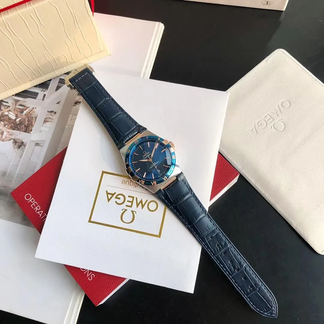【High-end replica】💰1300! 【Customized all-in-one machine】💰1720! 2023 official new product - the fifth generation of Omega's "Constellation Gents" constellation series is on the market [color] After ten years of hard work, never give in! Another high-quality, ultra-affordable masterpiece that once again refreshes the "genuine appearance details, built-in brand new Citizen movement" [Movement] The entire network's exclusive replica of the Constellation series men's watch is equipped with the brand new Citizen 8215 automatic mechanical movement, exclusive corrected automatic hammer, the movement's kinetic energy is durable, accurate in travel time, ⭕️reworked [Case] 💯 Super waterproof, you can swim with confidence🚰 316L fine steel case, same material bracelet CNC cutting process, perfect shell shape and connection, vintage craftsmanship, the thinnest workmanship of the same level of movement [Details] The words are synchronized with the original strips, the texture is delicate, the disk surface is simple and elegant, the ring edge is hand-decorated and electroplated in a vacuum furnace, the color is uniform and bright, the original same color is complete, the strap is made of Italian calfskin with the original folding clasp