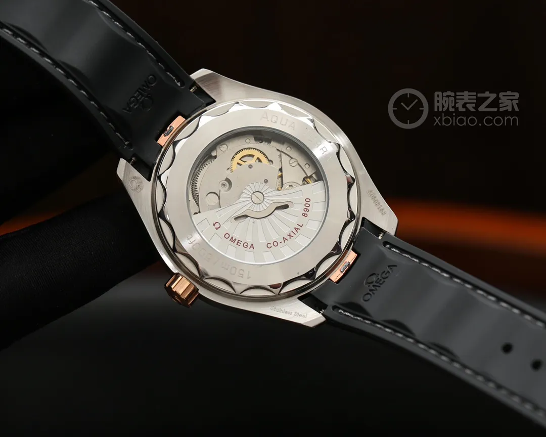 【Foreign trade import】💰1160! Omega has an indissoluble bond with the ocean. Decades before venturing into space, Omega had begun exploring the secrets of the deep sea. In 1932, the Omega Marine watch was tested at a depth of 73 meters in Lake Geneva and became a professional commercially available diving watch. In 1993, the Omega Seamaster 300-meter professional diving watch was born, becoming a truly classic diving watch masterpiece. Nowadays, the Omega Seamaster 300-meter diving watch is the sports watch of choice for many watch lovers. Its technological innovation and modern design concepts make it a professional and fashionable wrist timepiece. (Watch model: 210.22.44.51.03.001) ⚠️Features: The Omega Seamaster 150-meter watch has always been loved by everyone. This year, Omega launched the Seamaster 150-meter chronograph watch, with a total of 9 models in different colors. These new masterpieces not only change in appearance, the movement is equipped with a new automatic watch movement, this is Omega’s latest Master Chronometer!  ⚠️ [Latest bar picture] In an era when a new generation of watch lovers pursue multi-function and zero repairs - Haima officially recommends the 300-meter series 🌹👉👉 [Classic hot model to create greater glory] 🔥 Brand: Omega (return of distinguished quality products) [Breaking hot model after the year] Type: Fine men's watch (top) [Haima series] Strap: 316L stainless steel strap (comfortable) Movement: Original 8900 movement (stable) Material: Mineral super strong mirror (wear-resistant) Relief essence Vast atmosphere Unique ingenuity Treasure for the wrist Size: 41mm in diameter and 12mm thick Hot sale on the market! Welcome to reprint! Watch summary: Today, the Omega Seamaster series is one of the brand’s most popular series. This series has a highly recognizable appearance design and an accurate movement! Welcome to taste! ——Welcome to forward!