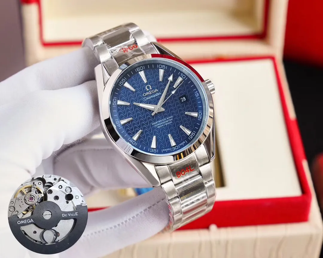 [Foreign trade import] 💰1960 Omega - a new upgraded version 🎈Seamaster Aqua Terra series 150-meter watch with exquisite original synchronous movement deck rotor for perfect interpretation [Movement] The manufacturer exclusively strives to create the original detailed synchronous movement deck, with mature technology, fine workmanship, professional matching and zero repair. The new Citizen automatic mechanical movement 8215 is batch corrected, accurate travel time, long-lasting, and perfectly close to the original [Case] 316L stainless steel case Production technology of top manufacturers, pursuit of perfection in details, beautiful shell curvature, original consistent 41.5mm diameter, curved dial, deep waterproof, scratch-resistant sapphire glass mirror, suitable for diving and swimming🏊🏻 [Bracelet] Made of 316L stainless steel bracelet, each piece is carefully polished and polished, with an original folding buckle of the same material. The details are synchronized with the original Italian cowhide leather original buckle!    🔥Top quality products with constant quality🔥