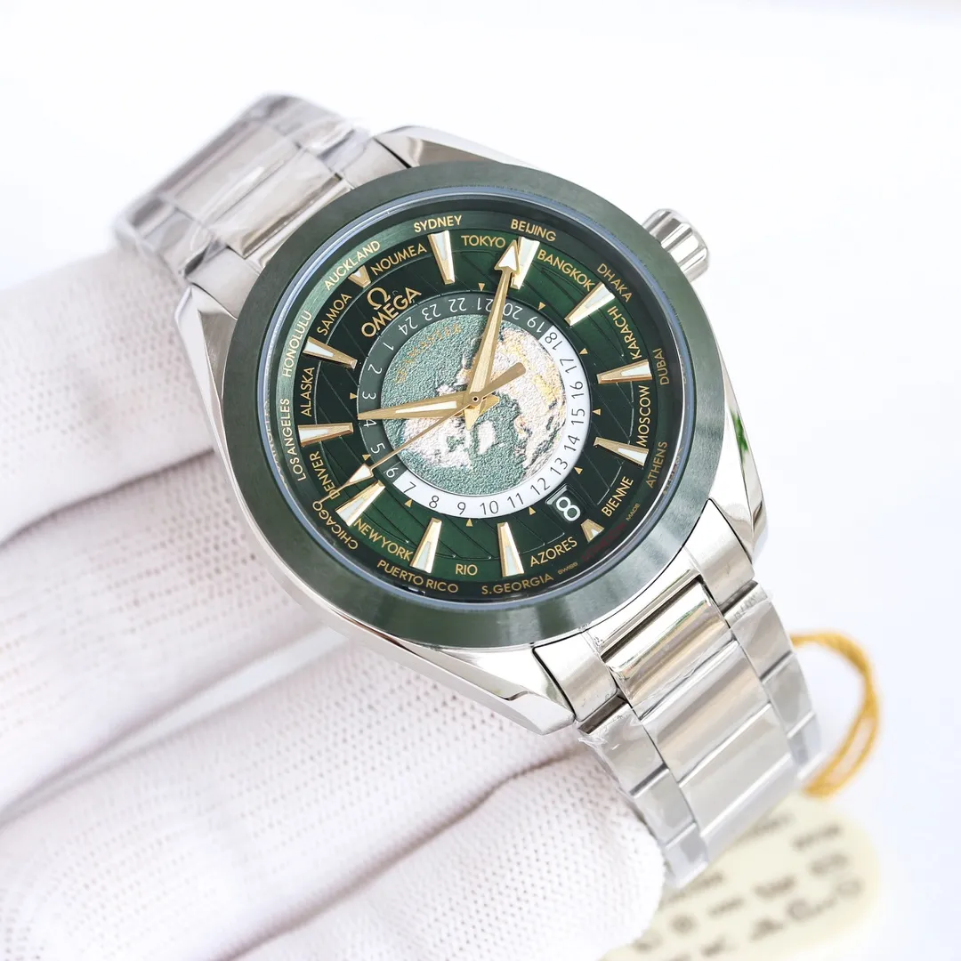 【Top Replica】💰4900! The new OMEGA Seamaster series CM1 AT world time has been upgraded, and its configuration and appearance have been further improved. Including two types: titanium shell gray plate and steel shell green plate.  [Size]: 43mm [Same size as the original] [Movement]: Black balance machine Caliber 8938 [Different from the ordinary version on the market, the world time can be adjusted individually and quickly] 🎮 [Mirror]: Sapphire crystal glass Air double-layer colorless coating [Air coating makes the mirror surface more transparent, and the time can still be read under strong light] [Pointer]: Fine steel polished pointer {No copper embryo pointers are used, because the fine steel polished pointer does not require electroplating after treatment, and the process is difficult and costly. But the three-dimensional effect is extremely strong. The polished cut surface is smoother [Dial]: All textures are formed in one piece, fully reflecting its three-dimensional effect. It is composed of multiple layers of dials that are overlapped and fixed. The northern hemisphere world time in the center of the dial is made of enamel technology, and the overall dial presentation is very perfect. Aqua Terra brings the 'Colored Earth' to the dial. This unique design is also quite explosive in the watch circle! 🎮SJ recommends men's mechanical watches for exquisiteness