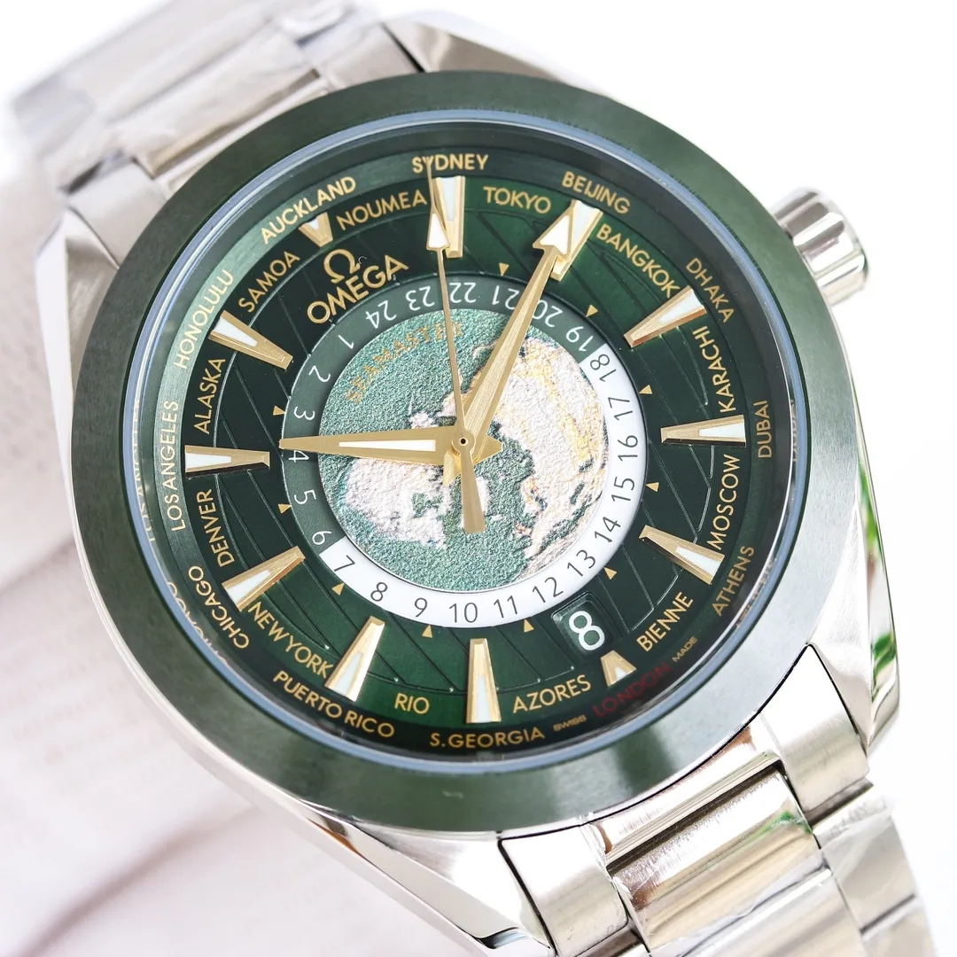 【Top Replica】💰4900! The new OMEGA Seamaster series CM1 AT world time has been upgraded, and its configuration and appearance have been further improved. Including two types: titanium shell gray plate and steel shell green plate.  [Size]: 43mm [Same size as the original] [Movement]: Black balance machine Caliber 8938 [Different from the ordinary version on the market, the world time can be adjusted individually and quickly] 🎮 [Mirror]: Sapphire crystal glass Air double-layer colorless coating [Air coating makes the mirror surface more transparent, and the time can still be read under strong light] [Pointer]: Fine steel polished pointer {No copper embryo pointers are used, because the fine steel polished pointer does not require electroplating after treatment, and the process is difficult and costly. But the three-dimensional effect is extremely strong. The polished cut surface is smoother [Dial]: All textures are formed in one piece, fully reflecting its three-dimensional effect. It is composed of multiple layers of dials that are overlapped and fixed. The northern hemisphere world time in the center of the dial is made of enamel technology, and the overall dial presentation is very perfect. Aqua Terra brings the 'Colored Earth' to the dial. This unique design is also quite explosive in the watch circle! 🎮SJ recommends men's mechanical watches for exquisiteness