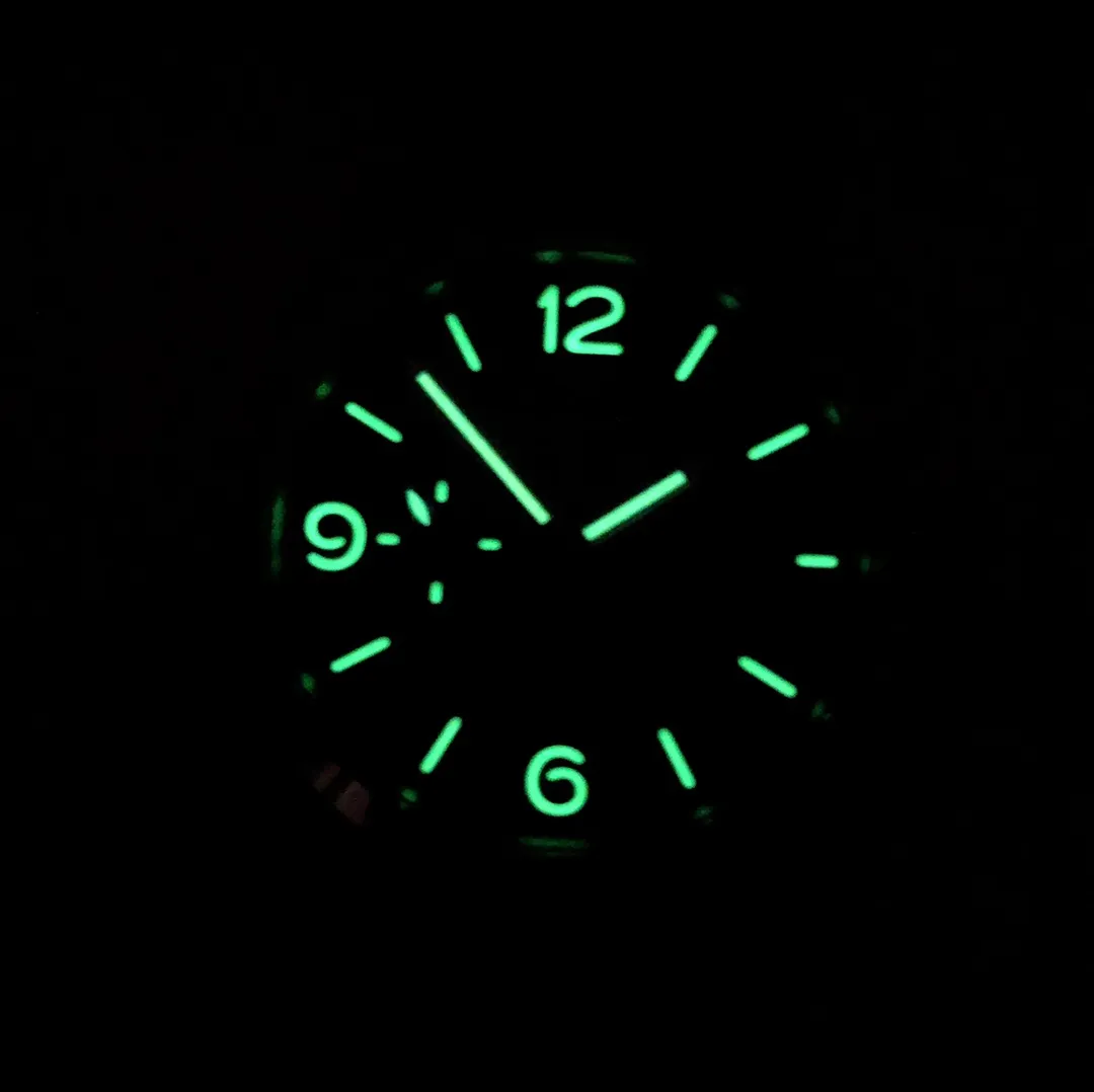 【High-end replica】💰1300! Panerai - PANERAI PAM 🎮Type: Men's top watch Movement: Fully automatic mechanical movement Case: 316L stainless steel case 🎮Mirror: Mineral strengthened glass Belt: Imported genuine cowhide strap is extraordinary, showing the charm of men Size: diameter 44mm Thickness 16mm 🎮SJ carefully creates ultra-realistic photo shooting for you to give you a super-realistic photo experience