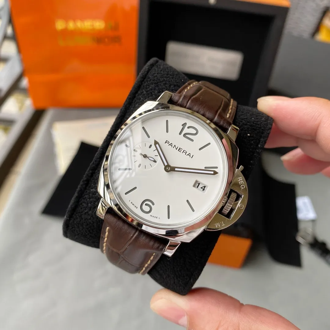【High-end replica】💰1720! The new Panerai advanced customized version of V7 has arrived. The unisex model is ultra-thin and small in size 42mm, a benefit for thin people. Brand: Panerai Series: LUMINOR DUE Movement type: automatic machine Movement model: Citizen 9015 movement Table diameter: 42mm Case material: AISI 316L stainless steel🔥Top product, high quality products constantly🔥