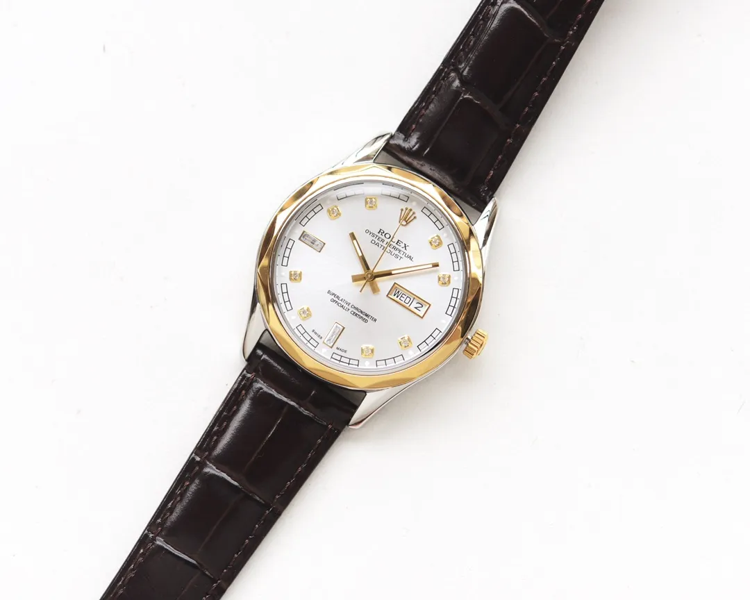 【Customized all-in-one machine】💰1720! Rolex-ROLEX🏅🏅 Type: Men's watch🎉🎉 Case: Top version 316 stainless steel L Strap: Imported calfskin strap Movement: Japanese Citizen mechanical movement ⚙️ Mirror: Mineral scratch-resistant mirror glass Size: 42mm in diameter, 12mm thick 🍷Exquisite inheritance of real effects, quality guaranteed! ‼ ️The elegant style instantly enhances the charm of men and is a symbol of taste and noble life!