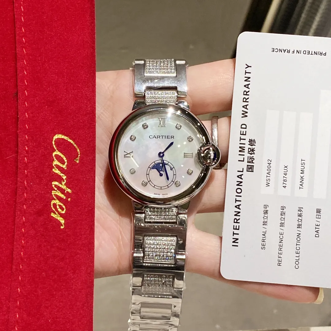 【Foreign trade import】💰1360! Cartier women's blue balloon luxury series, quartz watches are shipped in the same color [color], the sun, moon and stars are displayed in a large frame, the starry sky is running, time flows, special cutting diamonds 💎 inlaid ring, personality, perfect, equipped with original imported quartz movement, precise travel time, Cartier original snap buckle, diameter 36mm, thickness 8mm "Please pay attention to the exclusive background for detailed shooting"