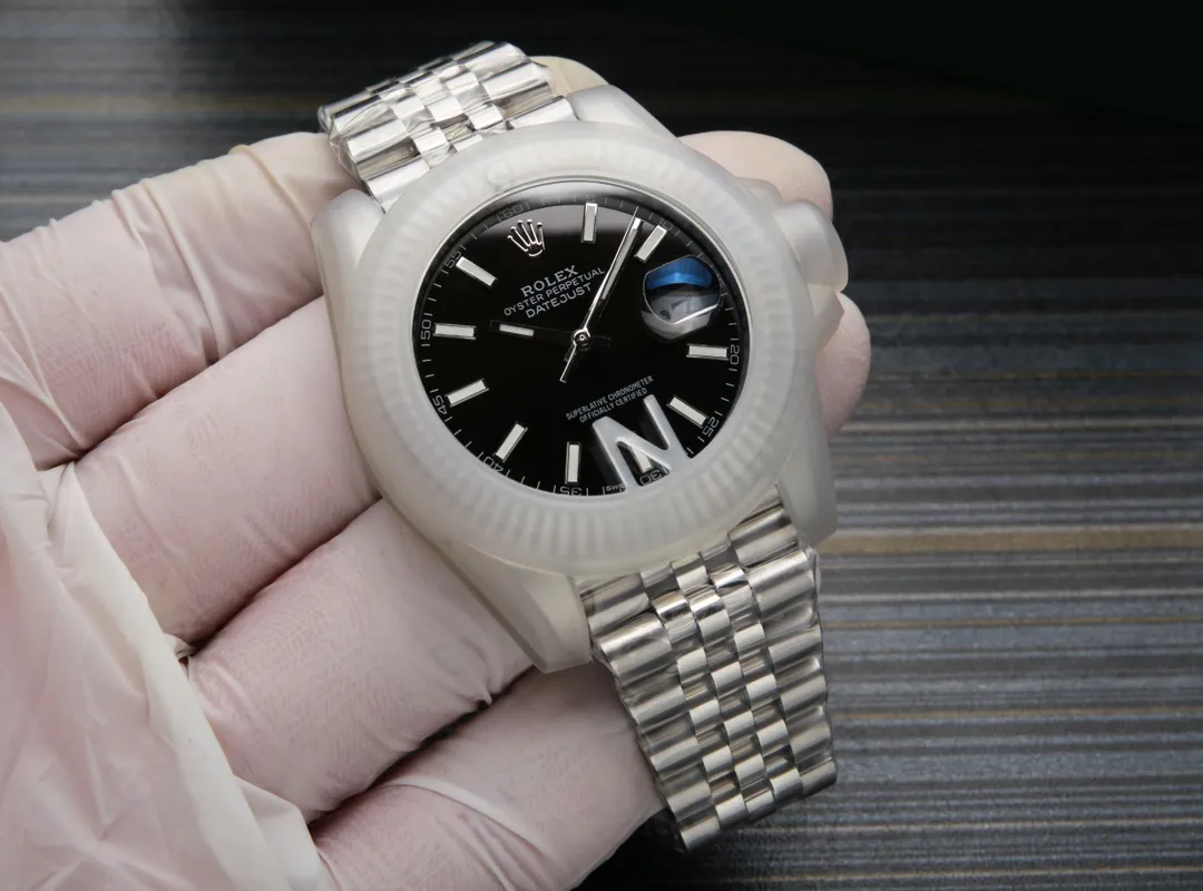 【High-end replica】💰1160! 【Customized all-in-one machine】💰1720! Rolex Datejust 41mm replica original mold opening, all details strive to be perfect, new five-bead chain ❗️Ultra-transparent sapphire mirror equipped with 2824 movement classic new product: Rolex Datejust continues to improve the replica effect, ROLEX Rolex gold, rose, stainless steel research spirit of continuous improvement, especially the industry recognition of the five artifacts, the current sales have been on the rise! [Size] Diameter 41mm [Mirror] Anti-scratch blue crystal glass, anti-reflective convex magnified calendar window [Case] ​​Winding crown, [Movement] Stable replica of 2824 automatic mechanical movement, [Strap] Oyster three-section bracelet folding buckle, waterproof more than 100 meters. Craftsmanship... The real thing is great! (Focus on original new machines) Focus is an attitude, produced by JH!