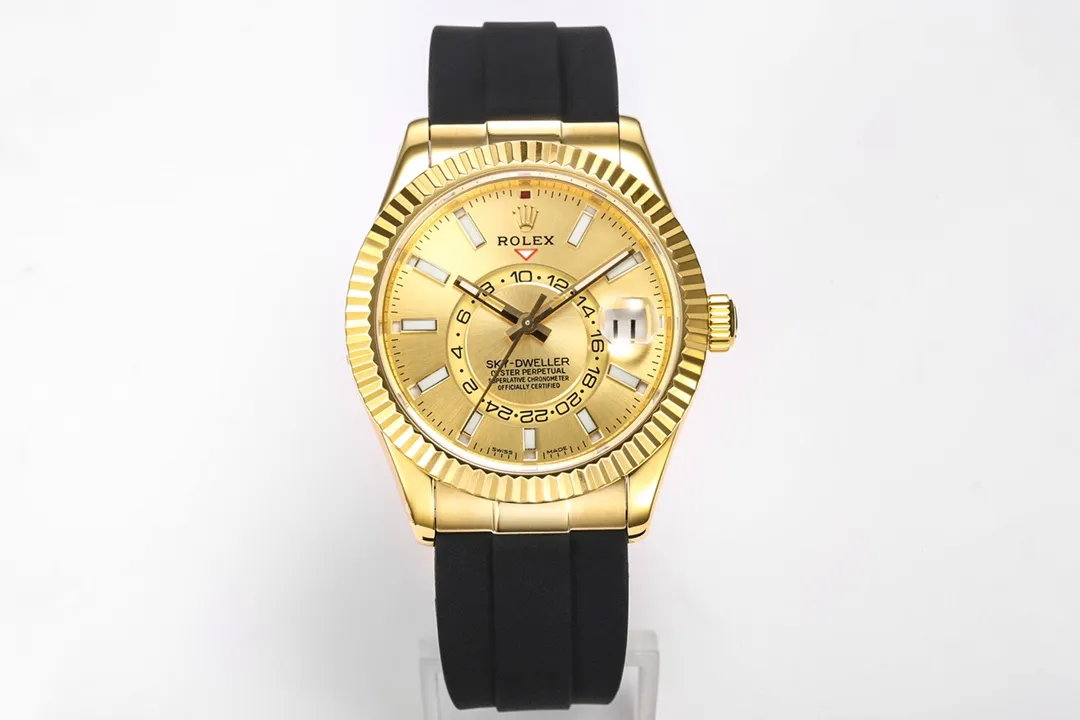 🌐【Factory2022's original work】Upgraded version of Rolex Sky-Dweller Skywalker! Wonderful details: [Case] ​​size is 42 mm, stable, reliable, graceful and generous! The bezel adopts the Rolex Ring Command triangular groove pattern, and the month function can be adjusted by rotating the outer ring! Scratch-resistant sapphire crystal, anti-reflective convex magnifying calendar window [Watch strap] Oyster steel! Three rows of links, Oyster discount with 5mm easy-adjustable link extension system [Dial] Radiant sun texture, scale 12 small window red dot month display [Movement] Equipped with fully automatic mechanical 9001 movement! [Function] Date display/month display/annual calendar display/dual time zone! Factory's ingenuity is worth owning!