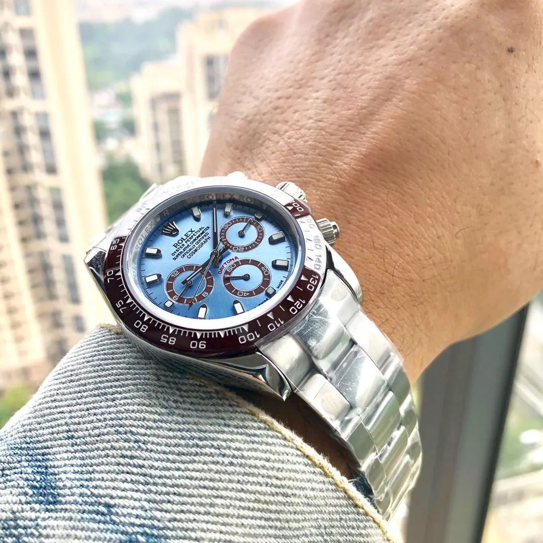 【High-end replica】💰1160! 【Customized all-in-one machine】💰1720! 🇨🇳🌈Rolex Green Dial 🌈Cosmograph-Daytona Series Gold Ludi Extreme details Strict requirements to create high-quality products [High-quality Swiss case cover]👨Always pursue fine workmanship Ceramic ring scale will never fade Different from ordinary cases in the market Wei Qiao has been committed to creating high-quality workmanship watches🔥Multi-color matching, equipped with fully automatic mechanical movement Size 43mm sapphire mirror Stainless steel brushed strap original safety buckle